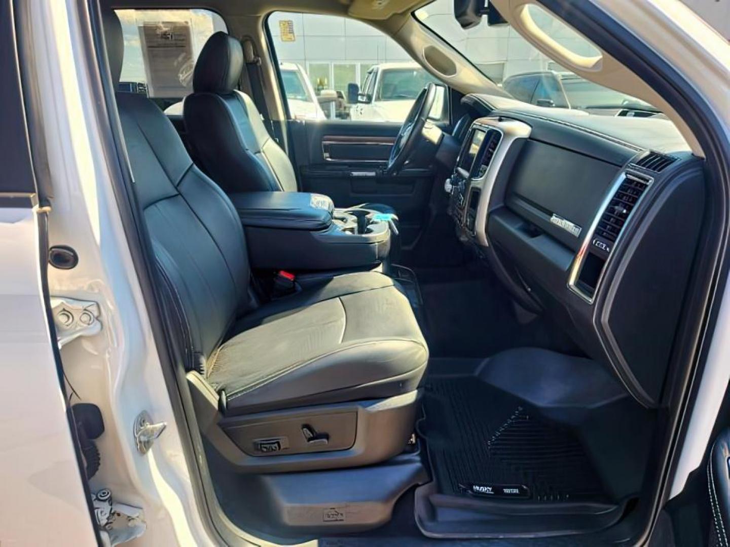 2018 Pearl White /Black Ram 1500 (1C6RR7NT1JS) with an HEMI 57L V-8 variable valve control engine, Automatic transmission, located at 1175 N Woodruff Ave, Idaho Falls, ID, 83401, 43.506901, -111.999657 - At Timberline Auto, finding a great deal on your next vehicle is always easy! Our experienced sales staff's goal is to help find you the right vehicle at the right price! Our knowledgeable finance department has options for almost any credit score. We offer extended service contract options to prote - Photo#17