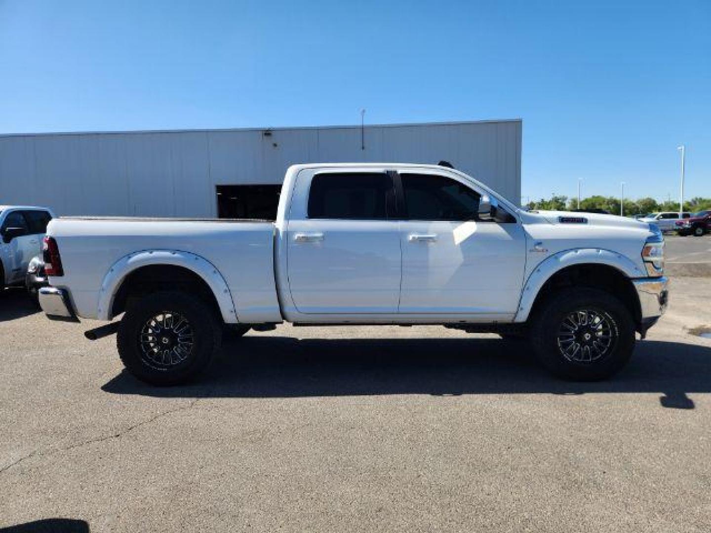 2020 Pearl White /Black Ram 2500 (3C6UR5FL0LG) with an Cummins 67L I-6 diesel direct injection engine, Automatic transmission, located at 1175 N Woodruff Ave, Idaho Falls, ID, 83401, 43.506901, -111.999657 - At Timberline Auto, finding a great deal on your next vehicle is always easy! Our experienced sales staff's goal is to help find you the right vehicle at the right price! Our knowledgeable finance department has options for almost any credit score. We offer extended service contract options to prote - Photo#30