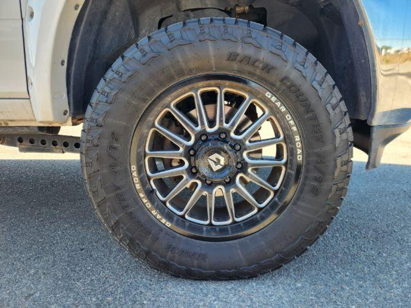 2020 Pearl White /Black Ram 2500 (3C6UR5FL0LG) with an Cummins 67L I-6 diesel direct injection engine, Automatic transmission, located at 1175 N Woodruff Ave, Idaho Falls, ID, 83401, 43.506901, -111.999657 - At Timberline Auto, finding a great deal on your next vehicle is always easy! Our experienced sales staff's goal is to help find you the right vehicle at the right price! Our knowledgeable finance department has options for almost any credit score. We offer extended service contract options to prote - Photo#33