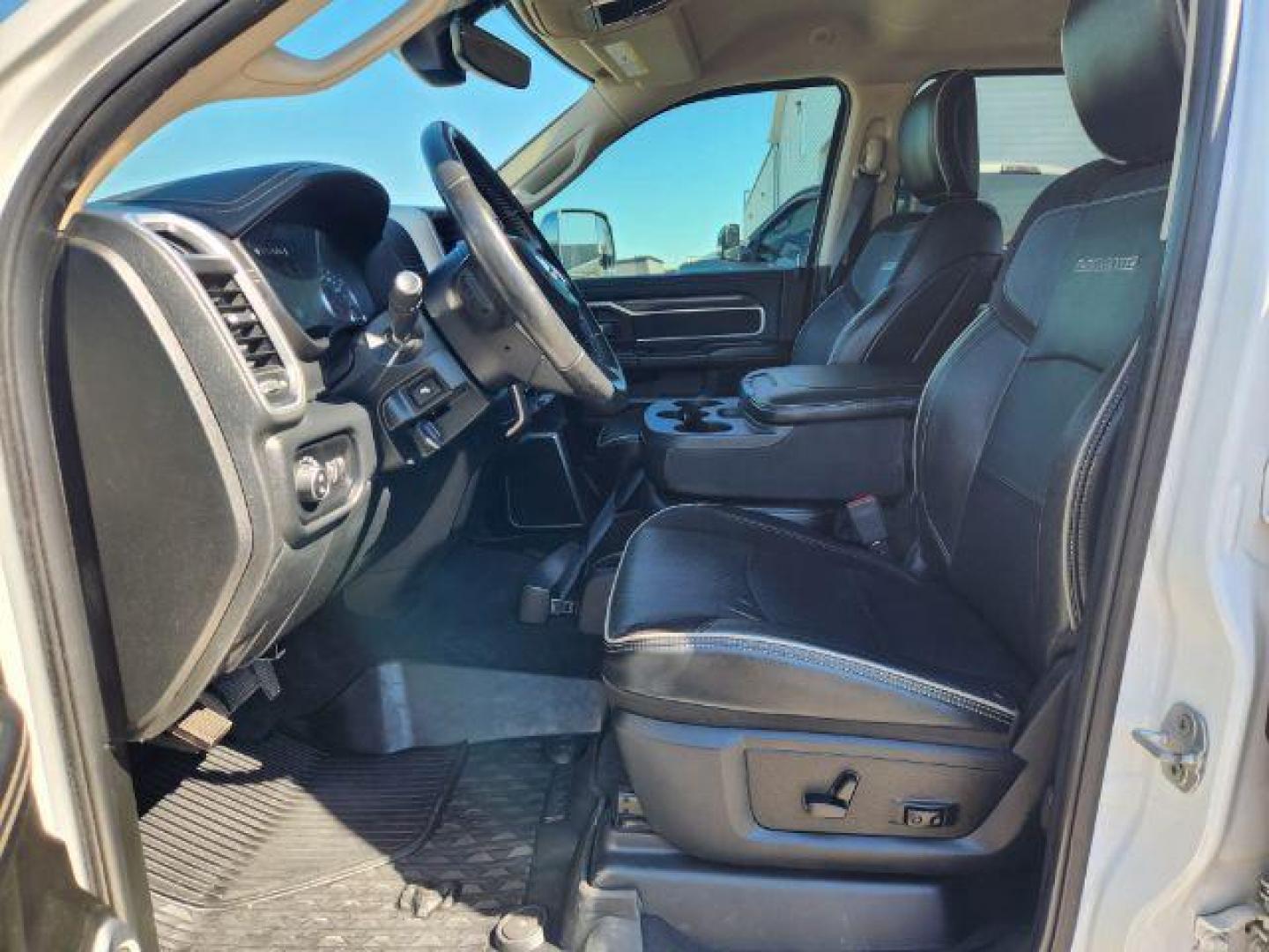 2020 Pearl White /Black Ram 2500 (3C6UR5FL0LG) with an Cummins 67L I-6 diesel direct injection engine, Automatic transmission, located at 1175 N Woodruff Ave, Idaho Falls, ID, 83401, 43.506901, -111.999657 - At Timberline Auto, finding a great deal on your next vehicle is always easy! Our experienced sales staff's goal is to help find you the right vehicle at the right price! Our knowledgeable finance department has options for almost any credit score. We offer extended service contract options to prote - Photo#34