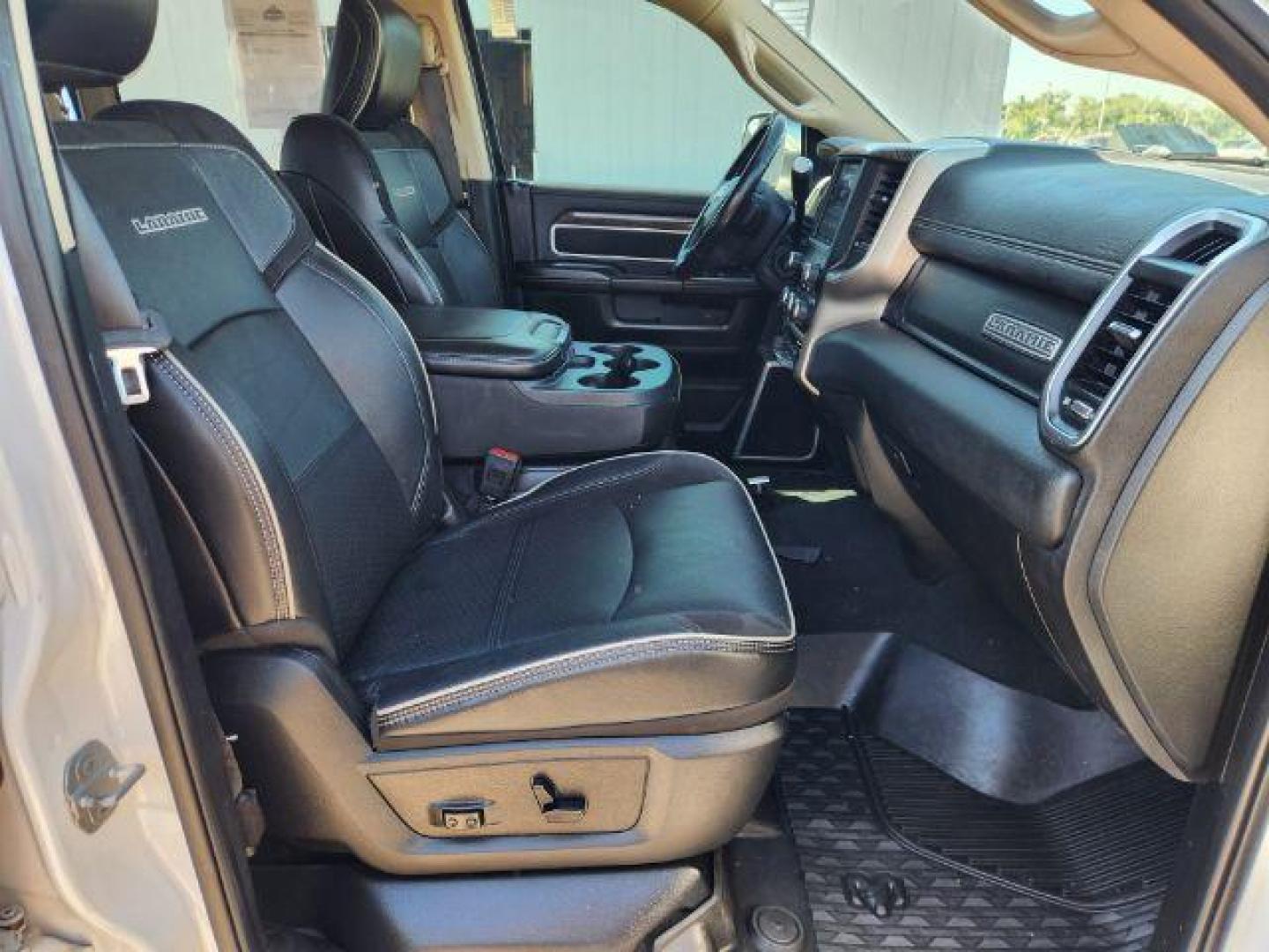 2020 Pearl White /Black Ram 2500 (3C6UR5FL0LG) with an Cummins 67L I-6 diesel direct injection engine, Automatic transmission, located at 1175 N Woodruff Ave, Idaho Falls, ID, 83401, 43.506901, -111.999657 - At Timberline Auto, finding a great deal on your next vehicle is always easy! Our experienced sales staff's goal is to help find you the right vehicle at the right price! Our knowledgeable finance department has options for almost any credit score. We offer extended service contract options to prote - Photo#38