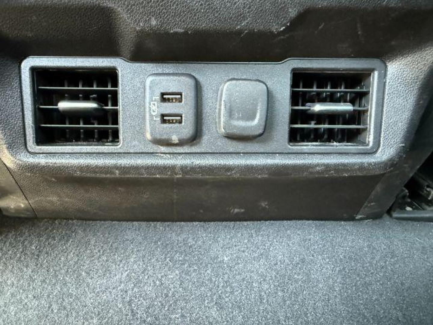 2021 Summit White /Jet Black GMC Sierra 1500 (3GTU9CET8MG) with an Duramax 3L I-6 diesel direct injection engine, Automatic transmission, located at 1175 N Woodruff Ave, Idaho Falls, ID, 83401, 43.506901, -111.999657 - At Timberline Auto, finding a great deal on your next vehicle is always easy! Our experienced sales staff's goal is to help find you the right vehicle at the right price! Our knowledgeable finance department has options for almost any credit score. We offer extended service contract options to prote - Photo#45
