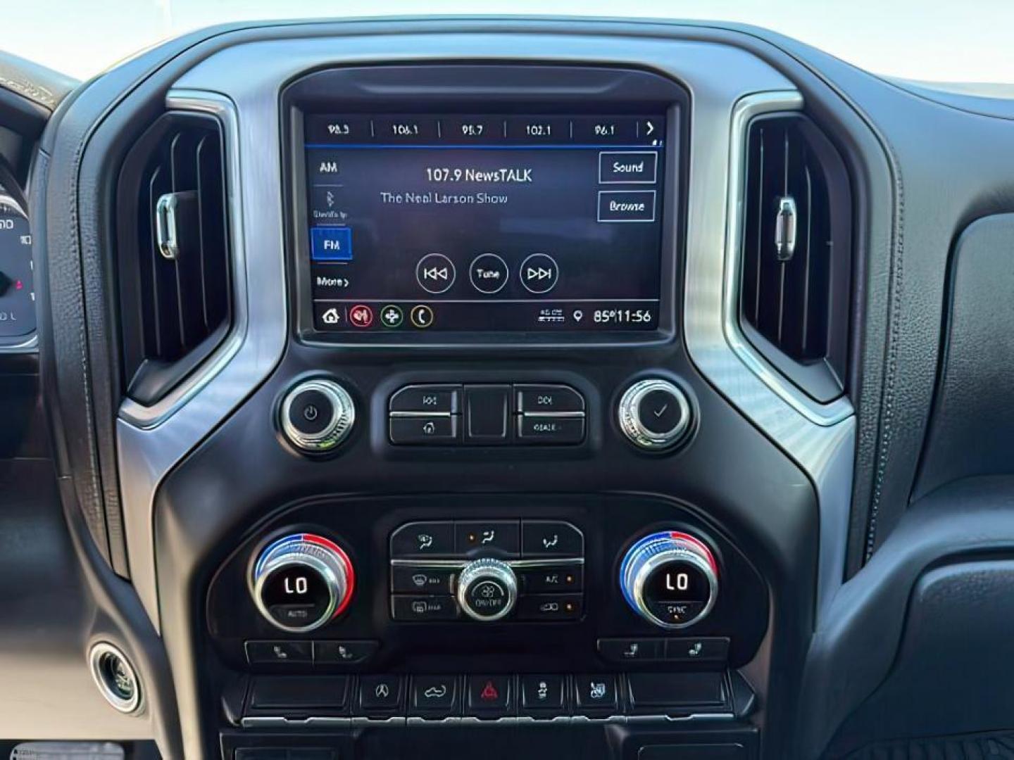 2021 Summit White /Jet Black GMC Sierra 1500 (3GTU9CET8MG) with an Duramax 3L I-6 diesel direct injection engine, Automatic transmission, located at 1175 N Woodruff Ave, Idaho Falls, ID, 83401, 43.506901, -111.999657 - At Timberline Auto, finding a great deal on your next vehicle is always easy! Our experienced sales staff's goal is to help find you the right vehicle at the right price! Our knowledgeable finance department has options for almost any credit score. We offer extended service contract options to prote - Photo#14