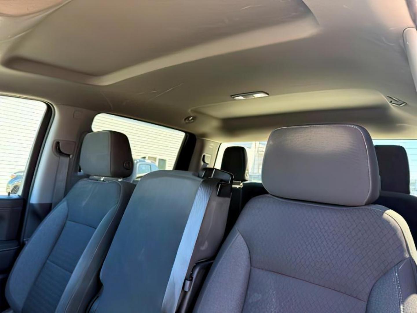 2021 Summit White /Jet Black GMC Sierra 1500 (3GTU9CET8MG) with an Duramax 3L I-6 diesel direct injection engine, Automatic transmission, located at 1175 N Woodruff Ave, Idaho Falls, ID, 83401, 43.506901, -111.999657 - At Timberline Auto, finding a great deal on your next vehicle is always easy! Our experienced sales staff's goal is to help find you the right vehicle at the right price! Our knowledgeable finance department has options for almost any credit score. We offer extended service contract options to prote - Photo#18