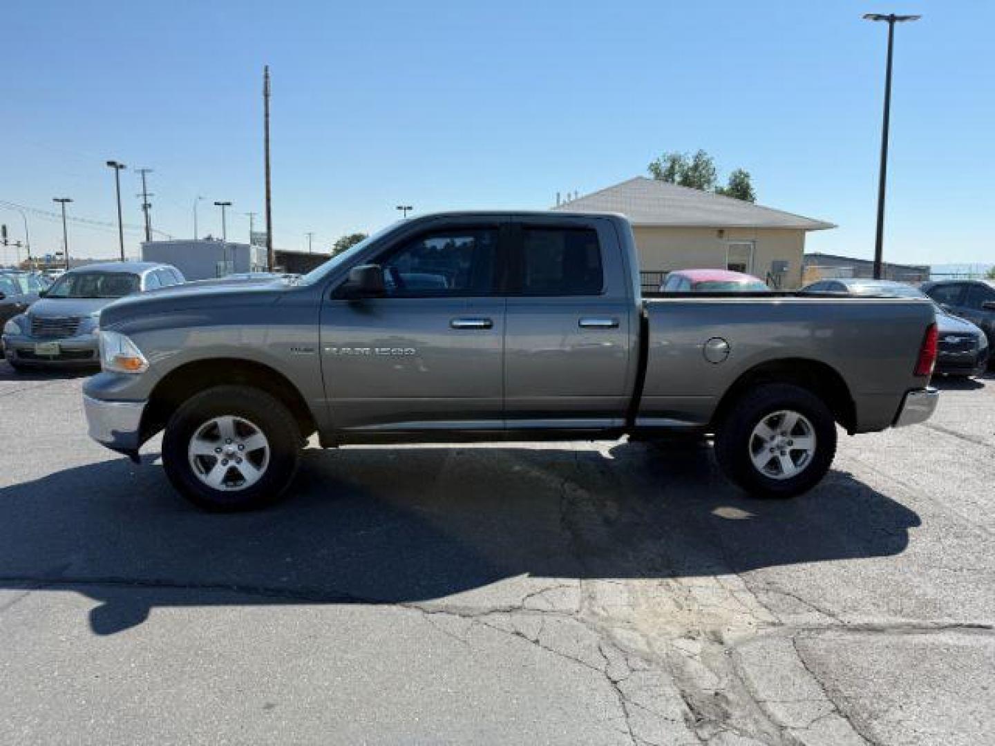 2012 GRAY /CLOTH Ram 1500 (1C6RD7GTXCS) with an 57 V8 engine, Automatic transmission, located at 1175 N Woodruff Ave, Idaho Falls, ID, 83401, 43.506901, -111.999657 - At Timberline Auto, finding a great deal on your next vehicle is always easy! Our experienced sales staff's goal is to help find you the right vehicle at the right price! Our knowledgeable finance department has options for almost any credit score. We offer extended service contract options to prote - Photo#21