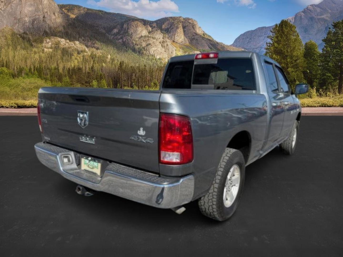 2012 GRAY /CLOTH Ram 1500 (1C6RD7GTXCS) with an 57 V8 engine, Automatic transmission, located at 1175 N Woodruff Ave, Idaho Falls, ID, 83401, 43.506901, -111.999657 - At Timberline Auto, finding a great deal on your next vehicle is always easy! Our experienced sales staff's goal is to help find you the right vehicle at the right price! Our knowledgeable finance department has options for almost any credit score. We offer extended service contract options to prote - Photo#4