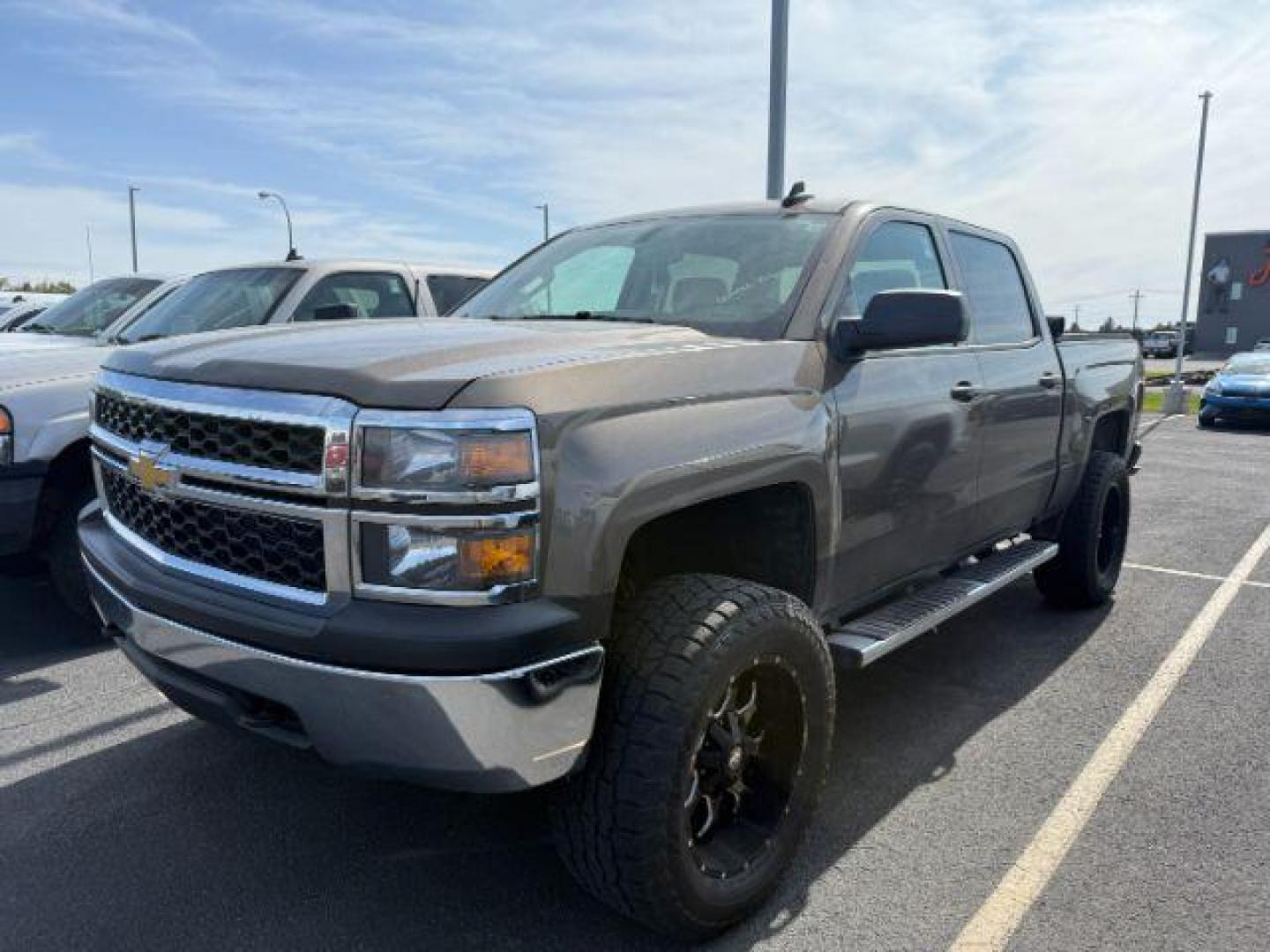 2015 Brownstone Metallic /Jet Black Chevrolet Silverado 1500 LS (3GCUKPEC0FG) with an 5.3 engine, AUTOMATIC transmission, located at 1235 N Woodruff Ave., Idaho Falls, 83401, (208) 523-1053, 43.507172, -112.000488 - At Timberline Auto, finding a great deal on your next vehicle is always easy! Our experienced sales staff's goal is to help find you the right vehicle at the right price! Our knowledgeable finance department has options for almost any credit score. We offer extended service contract options to prote - Photo#1
