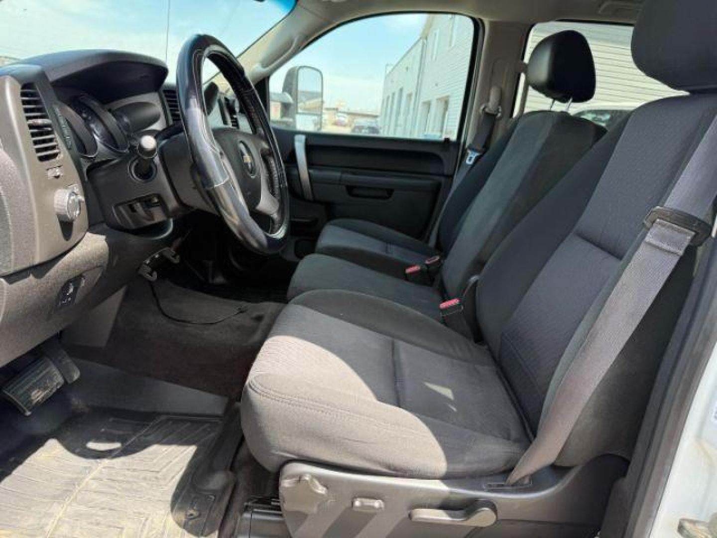 2014 Summit White /Ebony Chevrolet Silverado 2500HD (1GC1KXC84EF) with an Duramax 66L V-8 diesel direct injection engine, Automatic transmission, located at 1175 N Woodruff Ave, Idaho Falls, ID, 83401, 43.506901, -111.999657 - At Timberline Auto, finding a great deal on your next vehicle is always easy! Our experienced sales staff's goal is to help find you the right vehicle at the right price! Our knowledgeable finance department has options for almost any credit score. We offer extended service contract options to prote - Photo#9