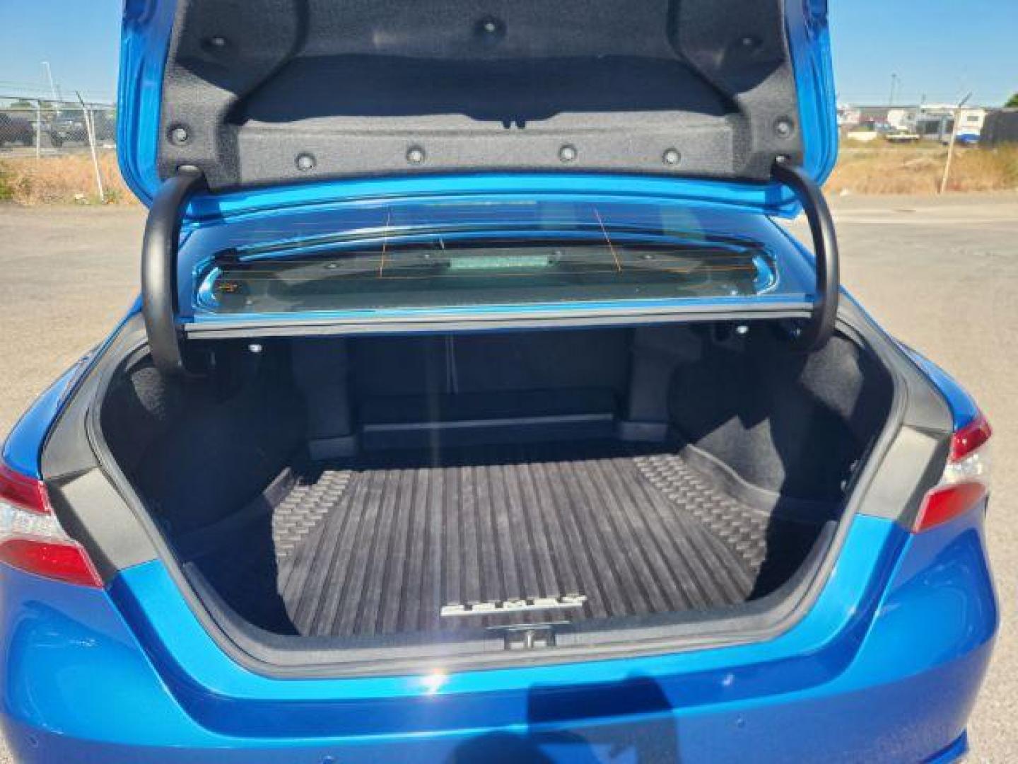 2018 Blue Streak Metallic /Black Toyota Camry (4T1BZ1HK0JU) with an 35L V-6 portdirect injection engine, Automatic transmission, located at 1175 N Woodruff Ave, Idaho Falls, ID, 83401, 43.506901, -111.999657 - At Timberline Auto, finding a great deal on your next vehicle is always easy! Our experienced sales staff's goal is to help find you the right vehicle at the right price! Our knowledgeable finance department has options for almost any credit score. We offer extended service contract options to prote - Photo#29