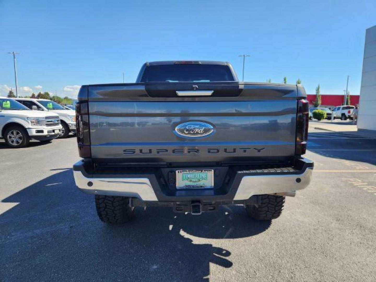 2019 GRAY /Medium Earth Gray Ford F-250 (1FT7W2BT0KE) with an Powerstroke 67L V-8 diesel direct injection engine, Automatic transmission, located at 1175 N Woodruff Ave, Idaho Falls, ID, 83401, 43.506901, -111.999657 - At Timberline Auto, finding a great deal on your next vehicle is always easy! Our experienced sales staff's goal is to help find you the right vehicle at the right price! Our knowledgeable finance department has options for almost any credit score. We offer extended service contract options to prote - Photo#26