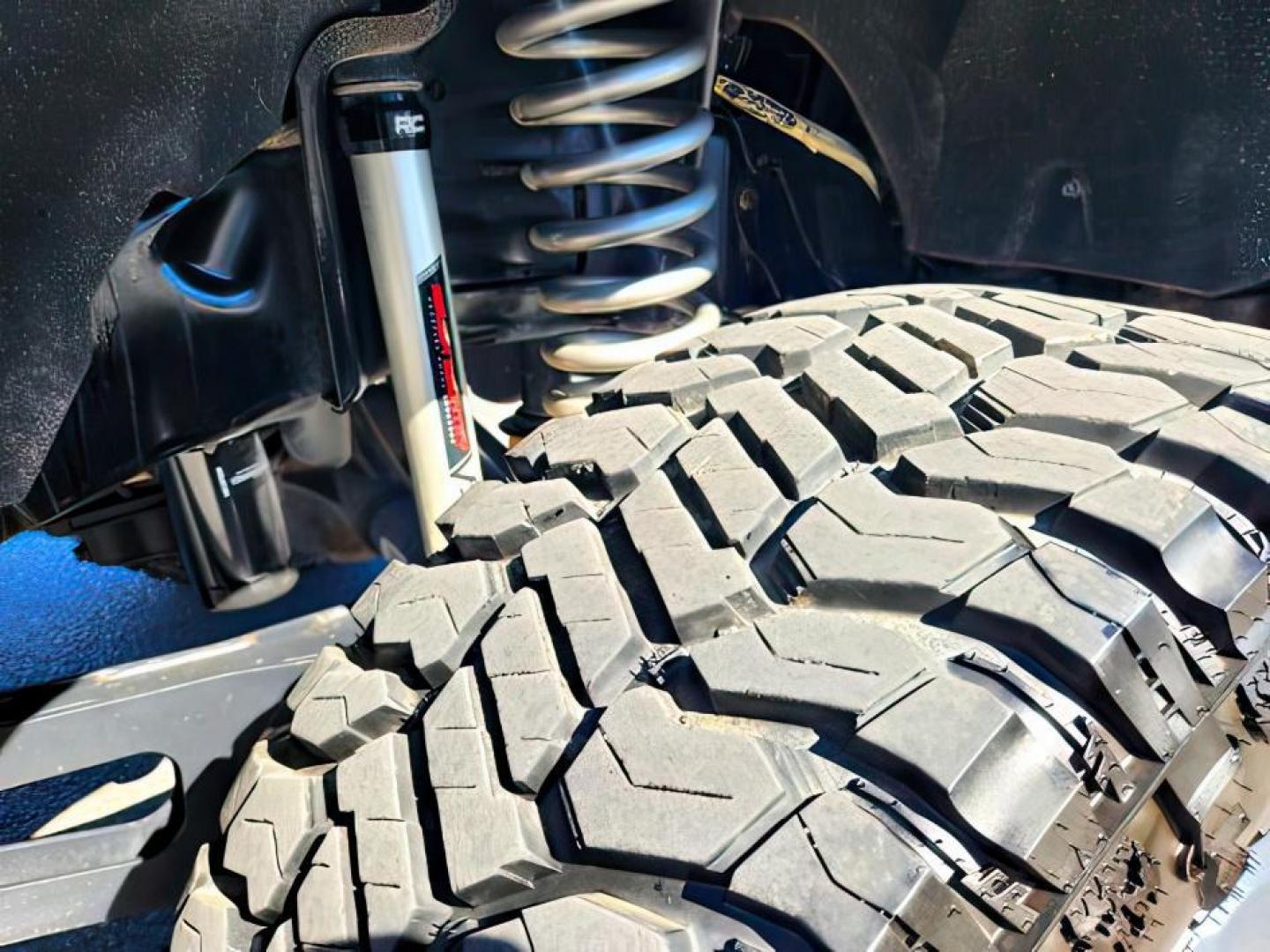 2019 GRAY /Medium Earth Gray Ford F-250 (1FT7W2BT0KE) with an Powerstroke 67L V-8 diesel direct injection engine, Automatic transmission, located at 1175 N Woodruff Ave, Idaho Falls, ID, 83401, 43.506901, -111.999657 - At Timberline Auto, finding a great deal on your next vehicle is always easy! Our experienced sales staff's goal is to help find you the right vehicle at the right price! Our knowledgeable finance department has options for almost any credit score. We offer extended service contract options to prote - Photo#9