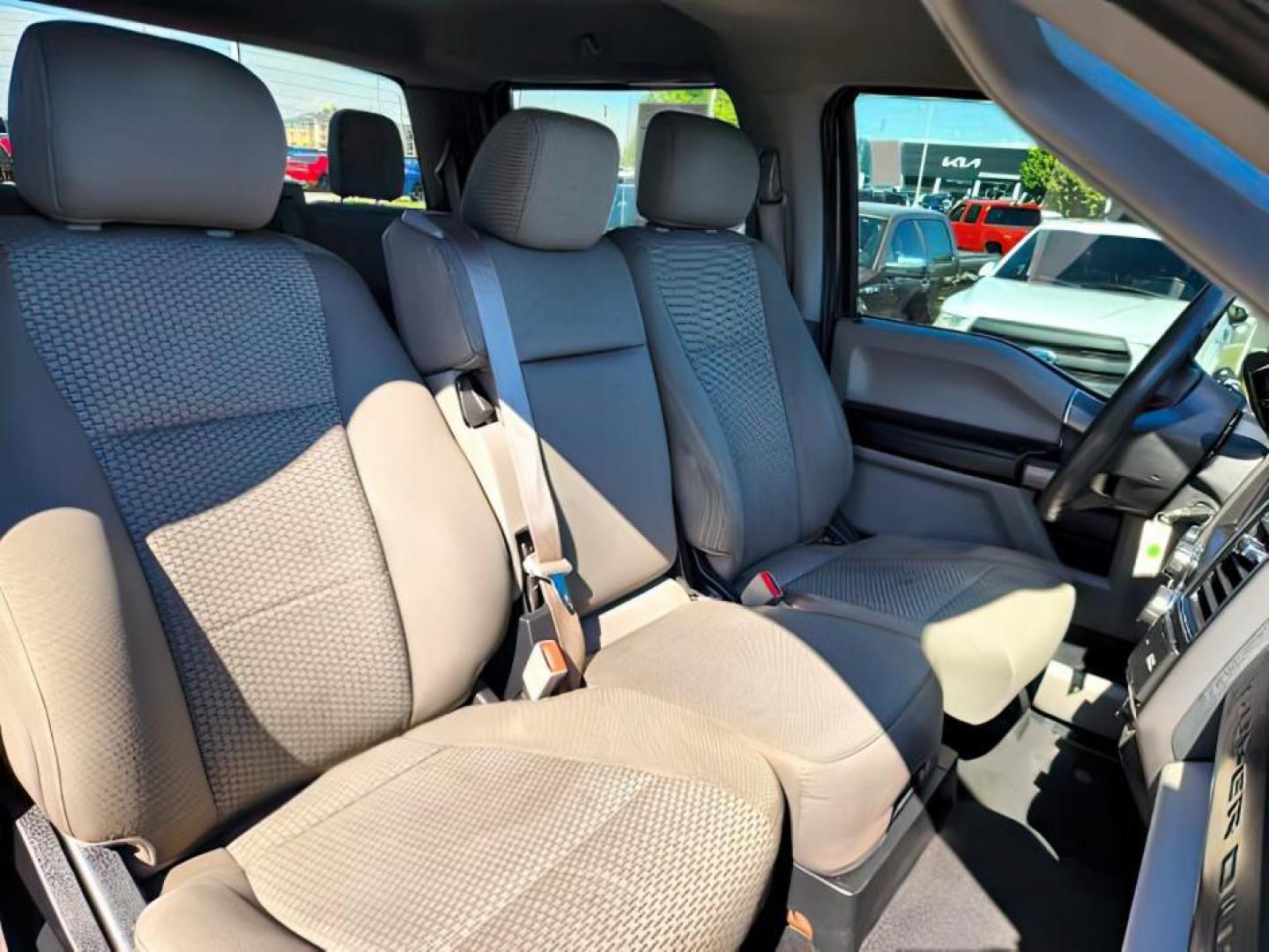 2019 GRAY /Medium Earth Gray Ford F-250 (1FT7W2BT0KE) with an Powerstroke 67L V-8 diesel direct injection engine, Automatic transmission, located at 1175 N Woodruff Ave, Idaho Falls, ID, 83401, 43.506901, -111.999657 - At Timberline Auto, finding a great deal on your next vehicle is always easy! Our experienced sales staff's goal is to help find you the right vehicle at the right price! Our knowledgeable finance department has options for almost any credit score. We offer extended service contract options to prote - Photo#16
