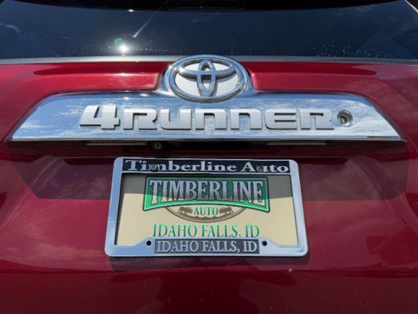 2011 Salsa Red Pearl /Sand Beige Toyota 4Runner SR5 V6 (JTEBU5JR8B5) with an 4L V-6 DOHC engine, AUTOMATIC transmission, located at 1235 N Woodruff Ave., Idaho Falls, 83401, (208) 523-1053, 43.507172, -112.000488 - At Timberline Auto, finding a great deal on your next vehicle is always easy! Our experienced sales staff's goal is to help find you the right vehicle at the right price! Our knowledgeable finance department has options for almost any credit score. We offer extended service contract options to prote - Photo#5