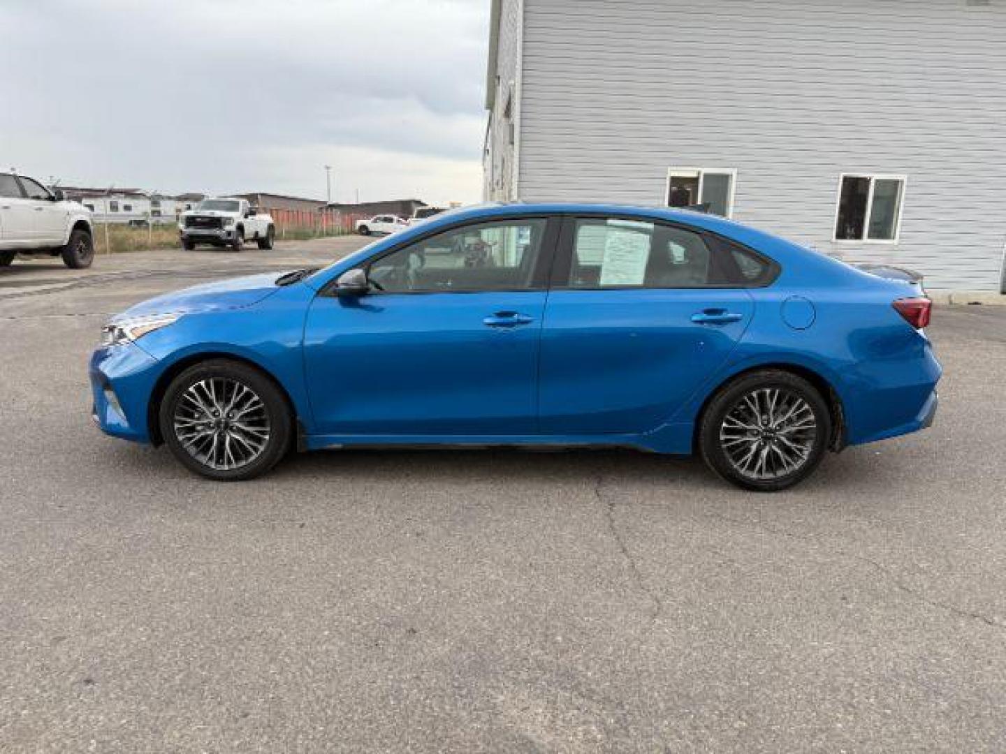 2024 BLUE /Black KIA Forte (3KPF54ADXRE) with an 2L I-4 DOHC engine, Automatic transmission, located at 1175 N Woodruff Ave, Idaho Falls, ID, 83401, 43.506901, -111.999657 - Photo#27