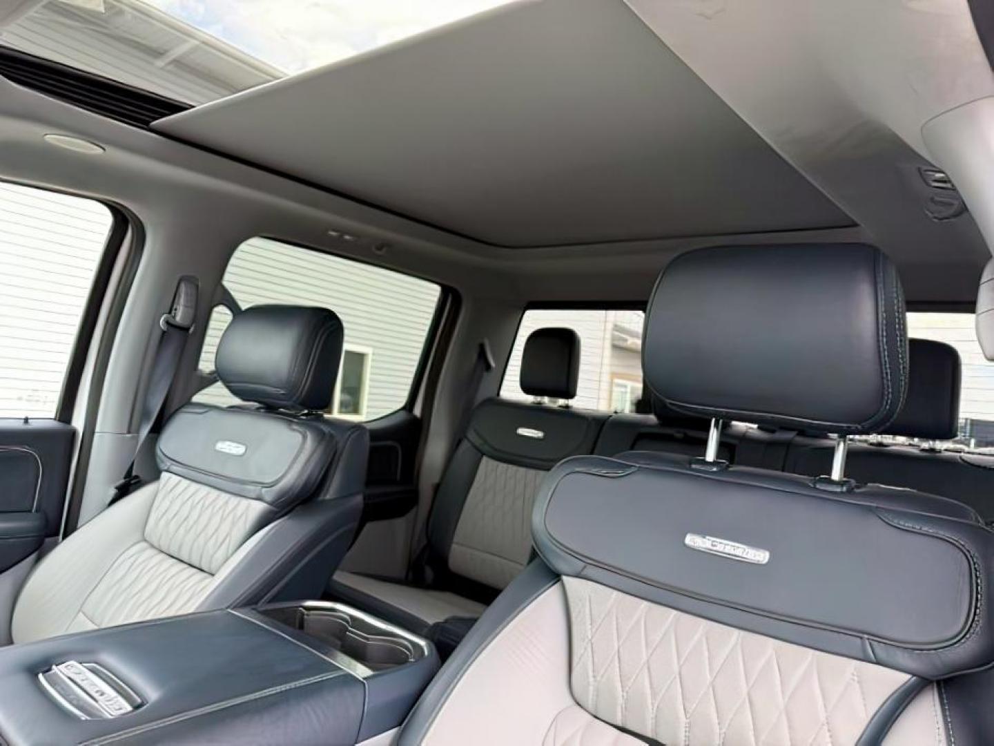 2024 Star White Metallic Tri-Coat /Admiral Blue/Light Slate Ford F-350 (1FT8W3BM9RE) with an Powerstroke 67L V-8 diesel direct injection engine, Automatic transmission, located at 1175 N Woodruff Ave, Idaho Falls, ID, 83401, 43.506901, -111.999657 - Photo#21