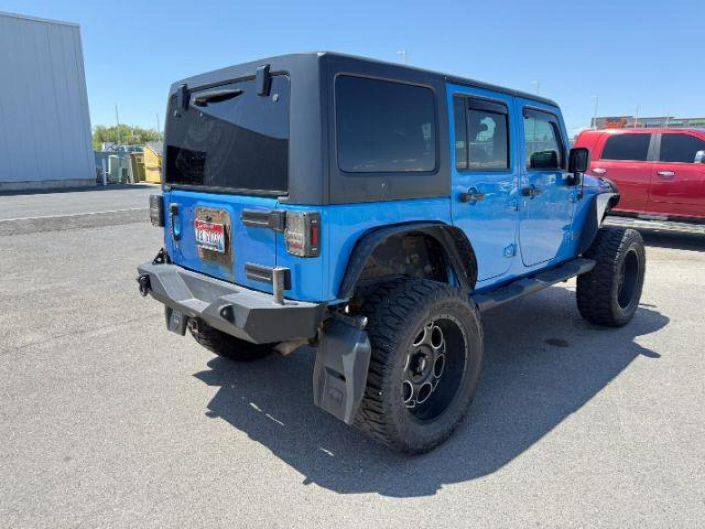 2010 BLUE /Dark Slate Gray/Med Slate Gray Jeep Wrangler Unlimited (1J4BA3H18AL) with an 38L V-6 regular unleaded engine, Automatic transmission, located at 1175 N Woodruff Ave, Idaho Falls, ID, 83401, 43.506901, -111.999657 - At Timberline Auto, finding a great deal on your next vehicle is always easy! Our experienced sales staff's goal is to help find you the right vehicle at the right price! Our knowledgeable finance department has options for almost any credit score. We offer extended service contract options to prote - Photo#21