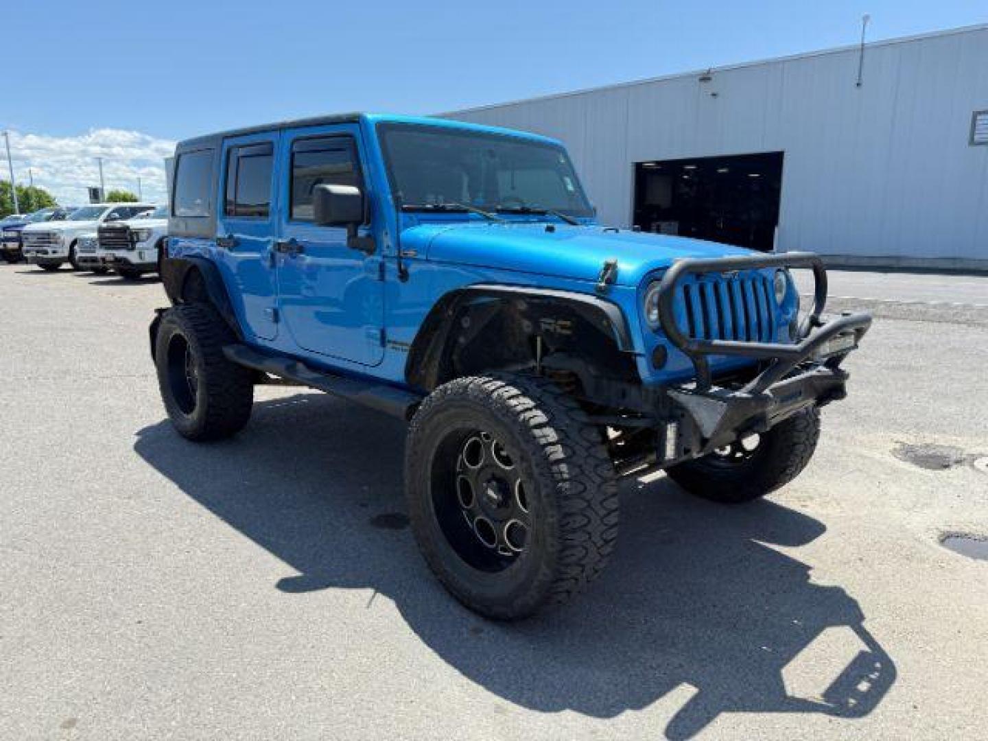 2010 BLUE /Dark Slate Gray/Med Slate Gray Jeep Wrangler Unlimited (1J4BA3H18AL) with an 38L V-6 regular unleaded engine, Automatic transmission, located at 1175 N Woodruff Ave, Idaho Falls, ID, 83401, 43.506901, -111.999657 - At Timberline Auto, finding a great deal on your next vehicle is always easy! Our experienced sales staff's goal is to help find you the right vehicle at the right price! Our knowledgeable finance department has options for almost any credit score. We offer extended service contract options to prote - Photo#23