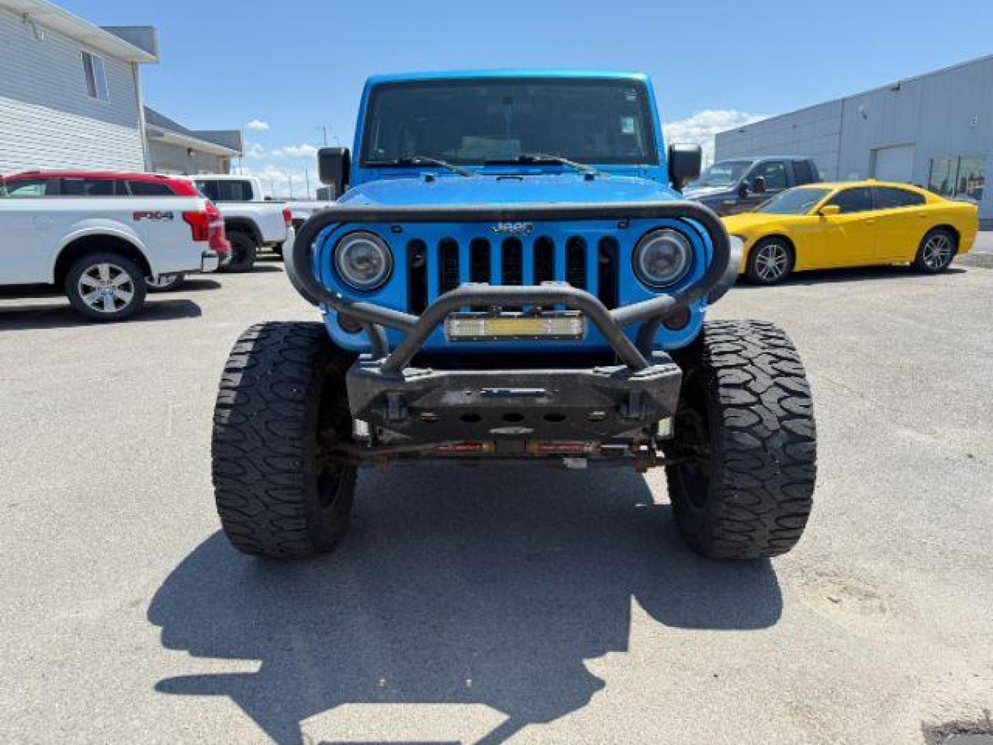 2010 BLUE /Dark Slate Gray/Med Slate Gray Jeep Wrangler Unlimited (1J4BA3H18AL) with an 38L V-6 regular unleaded engine, Automatic transmission, located at 1175 N Woodruff Ave, Idaho Falls, ID, 83401, 43.506901, -111.999657 - At Timberline Auto, finding a great deal on your next vehicle is always easy! Our experienced sales staff's goal is to help find you the right vehicle at the right price! Our knowledgeable finance department has options for almost any credit score. We offer extended service contract options to prote - Photo#24
