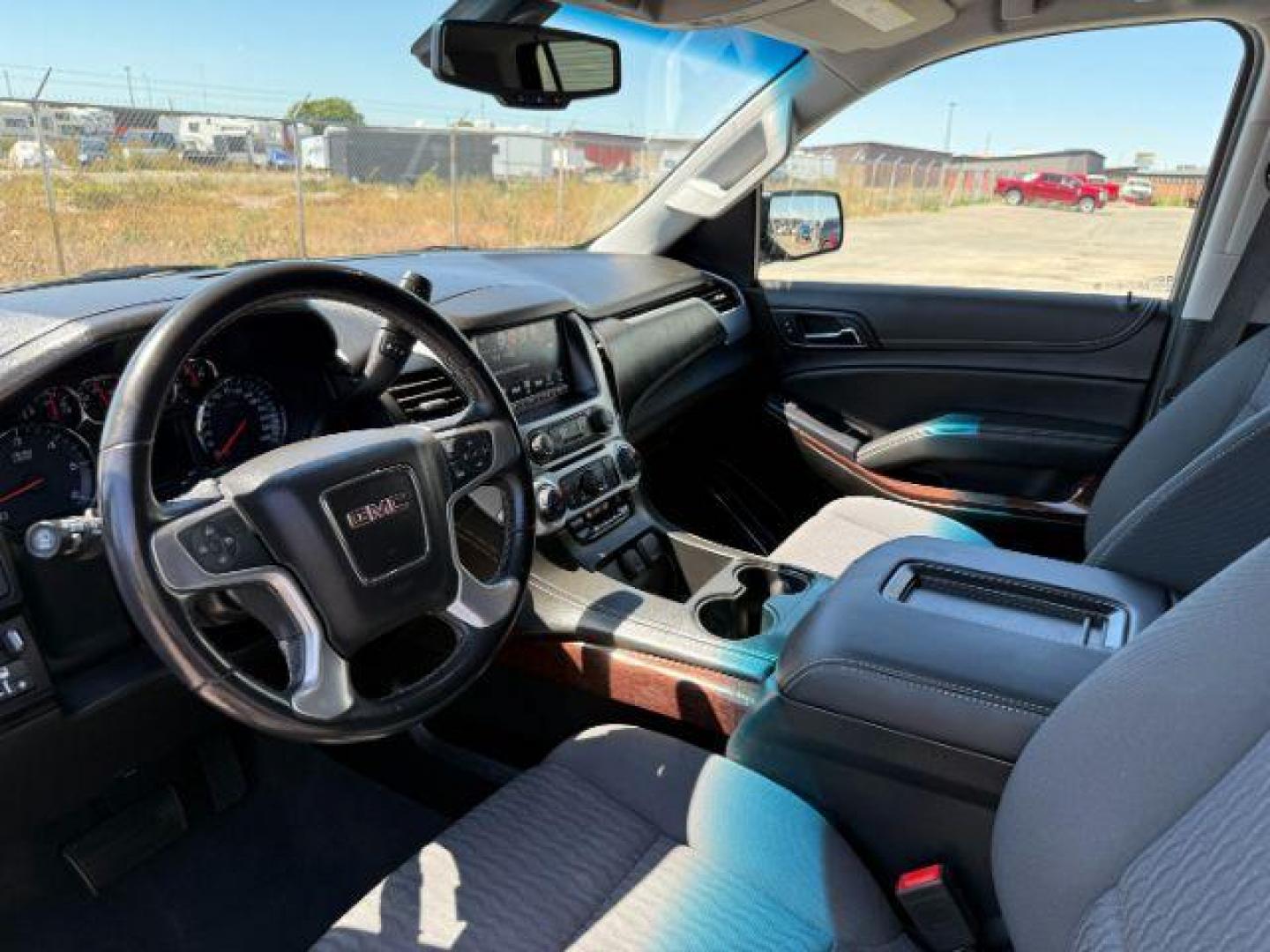 2020 GRAY /Jet Black GMC Yukon (1GKS2AKC2LR) with an EcoTec3 53L V-8 gasoline direct injection engine, Automatic transmission, located at 1175 N Woodruff Ave, Idaho Falls, ID, 83401, 43.506901, -111.999657 - At Timberline Auto, finding a great deal on your next vehicle is always easy! Our experienced sales staff's goal is to help find you the right vehicle at the right price! Our knowledgeable finance department has options for almost any credit score. We offer extended service contract options to prote - Photo#42