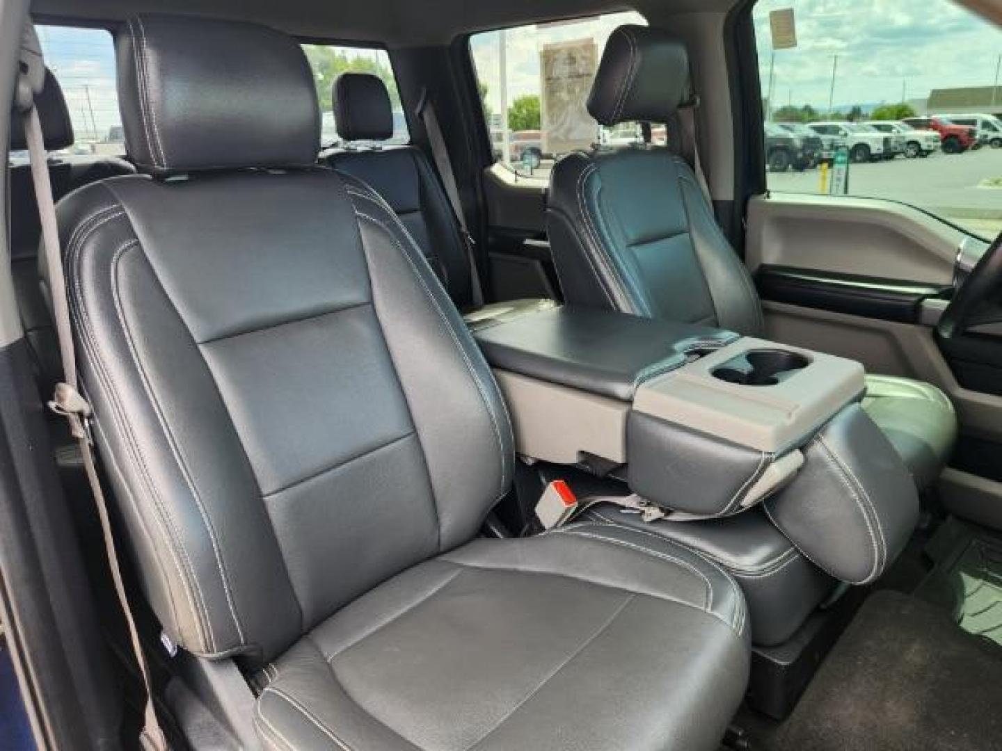 2020 Blue Jeans Metallic /LEATHER Ford F-150 (1FTEW1E44LK) with an EcoBoost 35L V-6 portdirect injection engine, Automatic transmission, located at 1175 N Woodruff Ave, Idaho Falls, ID, 83401, 43.506901, -111.999657 - At Timberline Auto, finding a great deal on your next vehicle is always easy! Our experienced sales staff's goal is to help find you the right vehicle at the right price! Our knowledgeable finance department has options for almost any credit score. We offer extended service contract options to prote - Photo#41