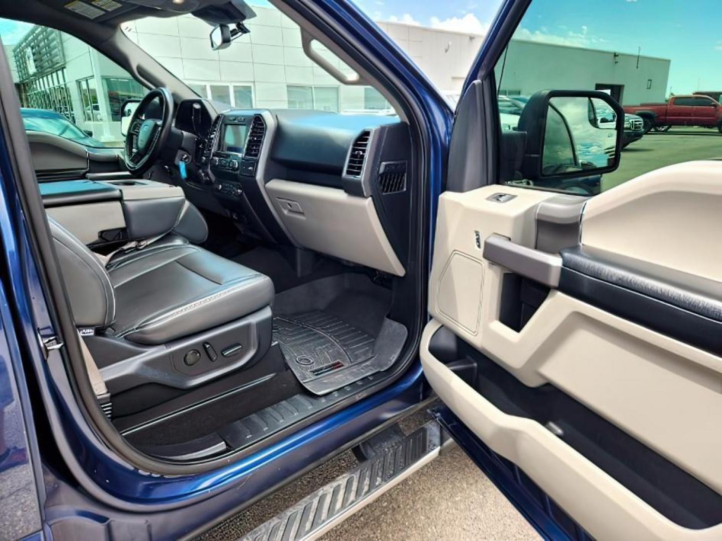 2020 Blue Jeans Metallic /LEATHER Ford F-150 (1FTEW1E44LK) with an EcoBoost 35L V-6 portdirect injection engine, Automatic transmission, located at 1175 N Woodruff Ave, Idaho Falls, ID, 83401, 43.506901, -111.999657 - At Timberline Auto, finding a great deal on your next vehicle is always easy! Our experienced sales staff's goal is to help find you the right vehicle at the right price! Our knowledgeable finance department has options for almost any credit score. We offer extended service contract options to prote - Photo#12