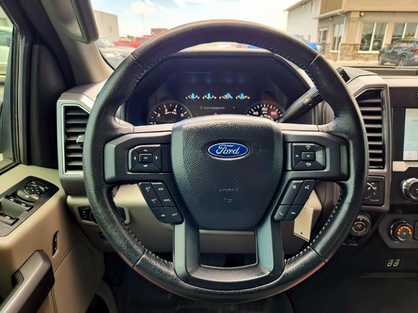 2020 Blue Jeans Metallic /LEATHER Ford F-150 (1FTEW1E44LK) with an EcoBoost 35L V-6 portdirect injection engine, Automatic transmission, located at 1175 N Woodruff Ave, Idaho Falls, ID, 83401, 43.506901, -111.999657 - At Timberline Auto, finding a great deal on your next vehicle is always easy! Our experienced sales staff's goal is to help find you the right vehicle at the right price! Our knowledgeable finance department has options for almost any credit score. We offer extended service contract options to prote - Photo#18