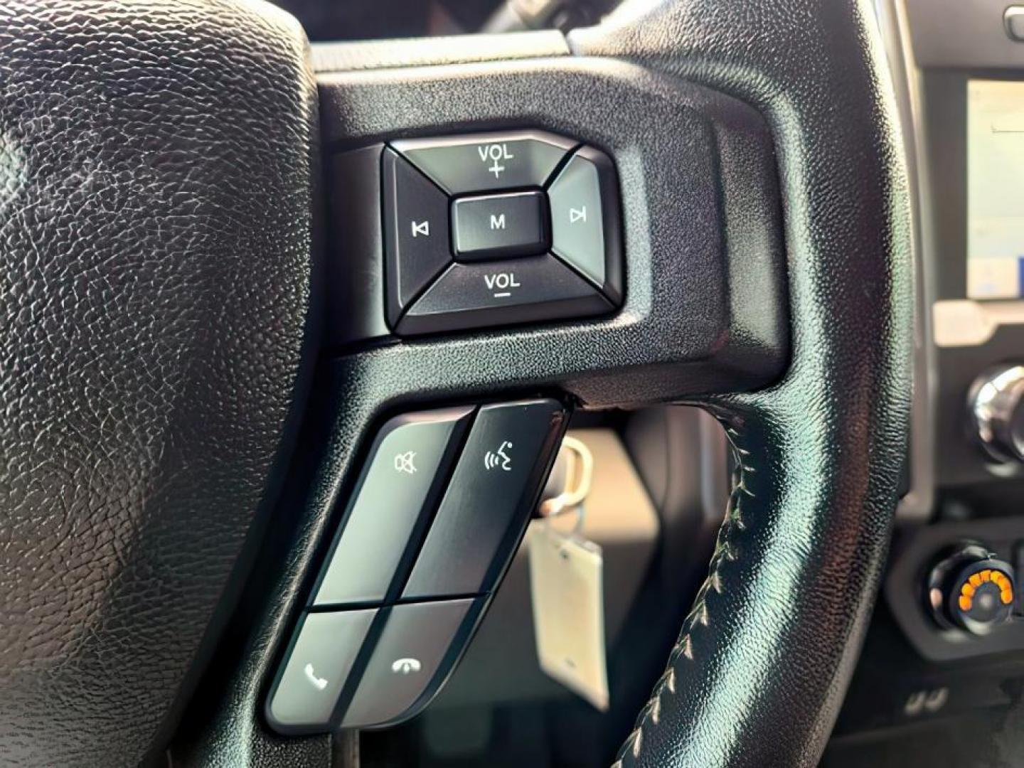 2020 Blue Jeans Metallic /LEATHER Ford F-150 (1FTEW1E44LK) with an EcoBoost 35L V-6 portdirect injection engine, Automatic transmission, located at 1175 N Woodruff Ave, Idaho Falls, ID, 83401, 43.506901, -111.999657 - At Timberline Auto, finding a great deal on your next vehicle is always easy! Our experienced sales staff's goal is to help find you the right vehicle at the right price! Our knowledgeable finance department has options for almost any credit score. We offer extended service contract options to prote - Photo#25