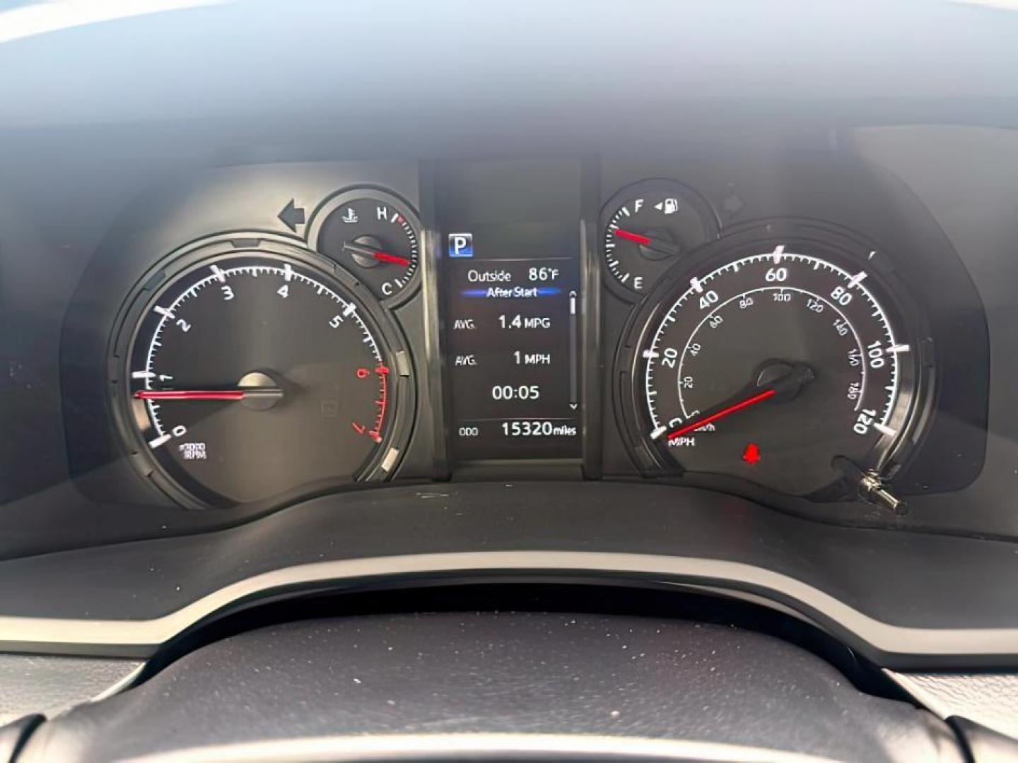 2024 GRAY /Black/Graphite Toyota 4Runner (JTENU5JR3R6) with an 4L V-6 DOHC engine, Automatic transmission, located at 1175 N Woodruff Ave, Idaho Falls, ID, 83401, 43.506901, -111.999657 - At Timberline Auto, finding a great deal on your next vehicle is always easy! Our experienced sales staff's goal is to help find you the right vehicle at the right price! Our knowledgeable finance department has options for almost any credit score. We offer extended service contract options to prote - Photo#21