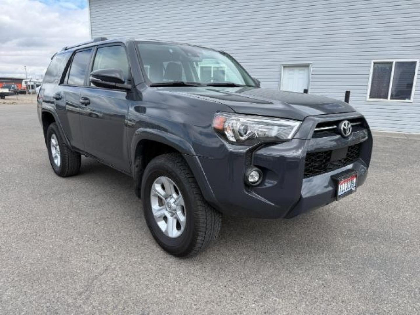 2024 GRAY /Black/Graphite Toyota 4Runner SR5 Premium (JTENU5JR3R6) with an 4L V-6 DOHC engine, AUTOMATIC transmission, located at 1235 N Woodruff Ave., Idaho Falls, 83401, (208) 523-1053, 43.507172, -112.000488 - Photo#41
