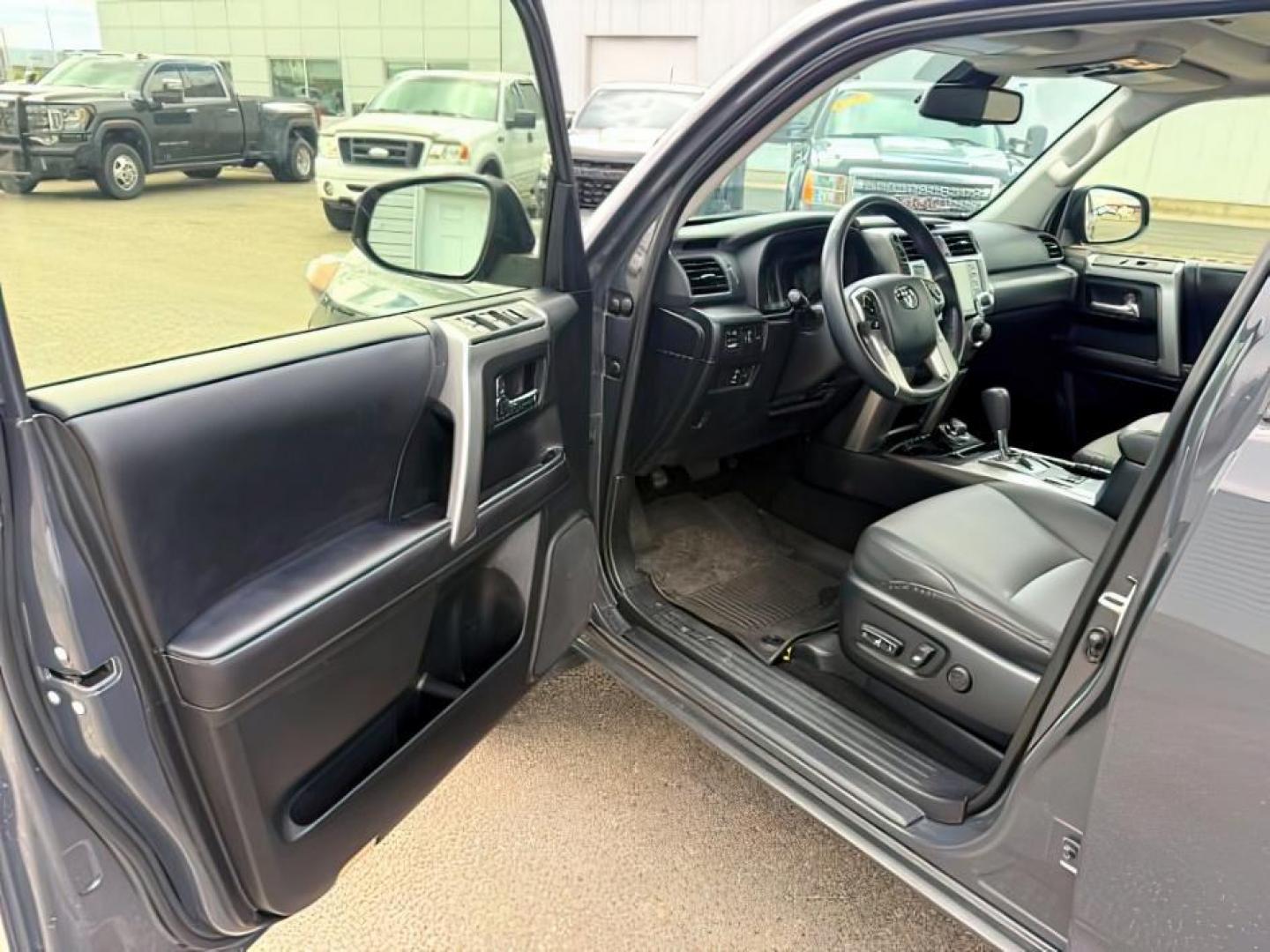 2024 GRAY /Black/Graphite Toyota 4Runner SR5 Premium (JTENU5JR3R6) with an 4L V-6 DOHC engine, AUTOMATIC transmission, located at 1235 N Woodruff Ave., Idaho Falls, 83401, (208) 523-1053, 43.507172, -112.000488 - Photo#13