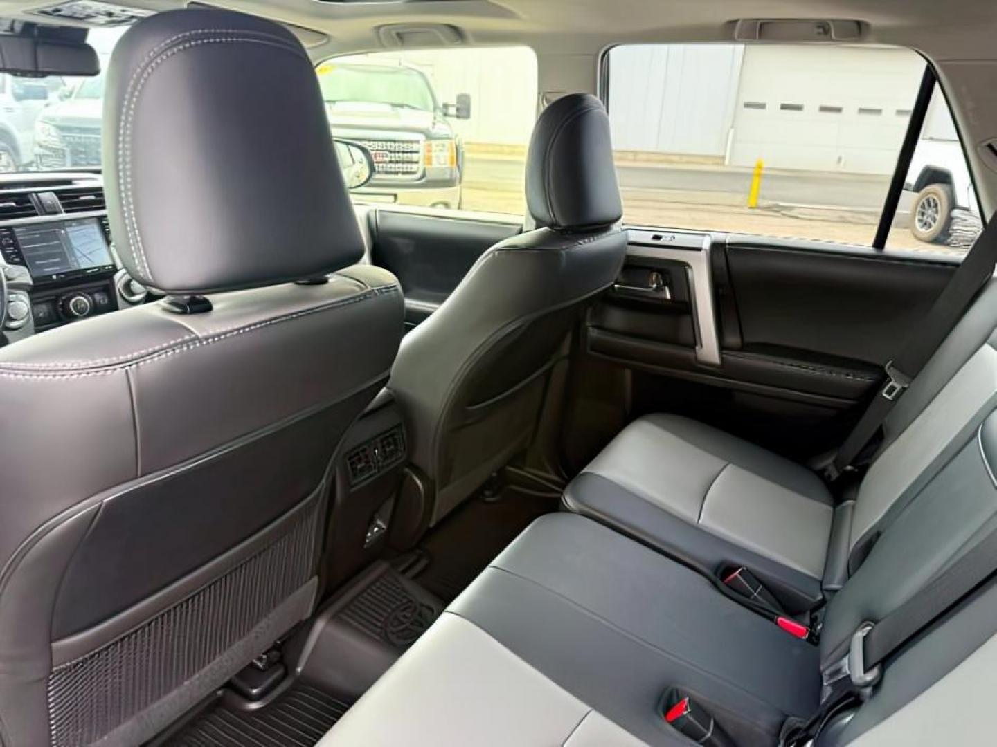 2024 GRAY /Black/Graphite Toyota 4Runner SR5 Premium (JTENU5JR3R6) with an 4L V-6 DOHC engine, AUTOMATIC transmission, located at 1235 N Woodruff Ave., Idaho Falls, 83401, (208) 523-1053, 43.507172, -112.000488 - Photo#30