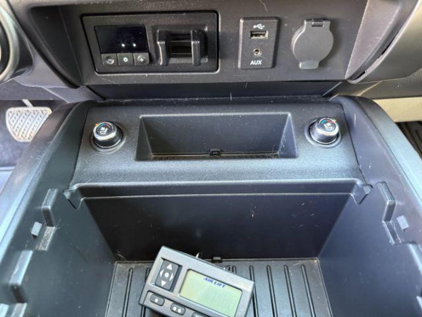 2016 Forged Copper /Black/Brown Nissan TITAN XD (1N6BA1F40GN) with an 5L V-8 diesel direct injection engine, Automatic transmission, located at 1175 N Woodruff Ave, Idaho Falls, ID, 83401, 43.506901, -111.999657 - At Timberline Auto, finding a great deal on your next vehicle is always easy! Our experienced sales staff's goal is to help find you the right vehicle at the right price! Our knowledgeable finance department has options for almost any credit score. We offer extended service contract options to prote - Photo#40