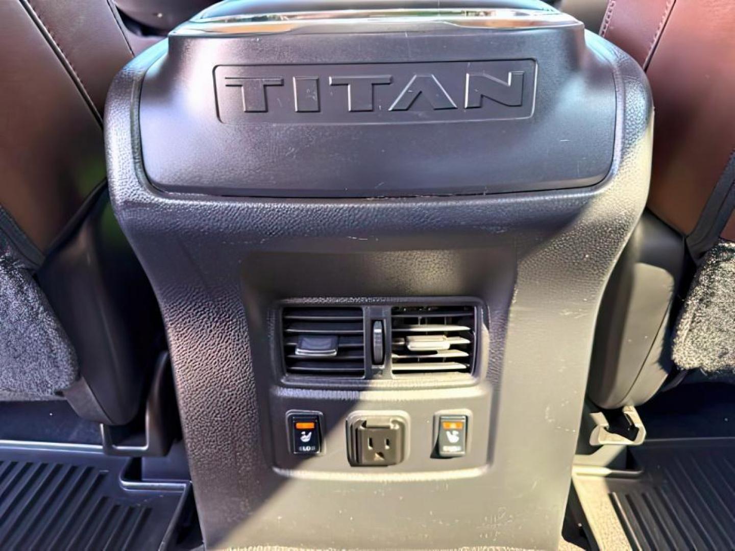2016 Forged Copper /Black/Brown Nissan TITAN XD (1N6BA1F40GN) with an 5L V-8 diesel direct injection engine, Automatic transmission, located at 1175 N Woodruff Ave, Idaho Falls, ID, 83401, 43.506901, -111.999657 - At Timberline Auto, finding a great deal on your next vehicle is always easy! Our experienced sales staff's goal is to help find you the right vehicle at the right price! Our knowledgeable finance department has options for almost any credit score. We offer extended service contract options to prote - Photo#21