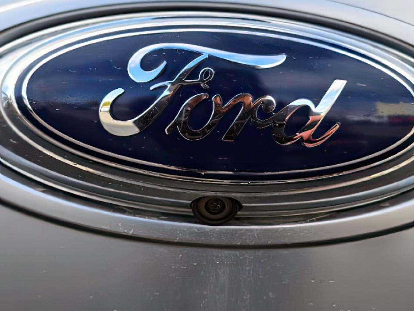 2013 BLACK /BLACK Ford F150 (1FTFW1ET8DF) with an V8 35L ECOBOOST engine, Automatic transmission, located at 1175 N Woodruff Ave, Idaho Falls, ID, 83401, 43.506901, -111.999657 - At Timberline Auto, finding a great deal on your next vehicle is always easy! Our experienced sales staff's goal is to help find you the right vehicle at the right price! Our knowledgeable finance department has options for almost any credit score. We offer extended service contract options to prote - Photo#8