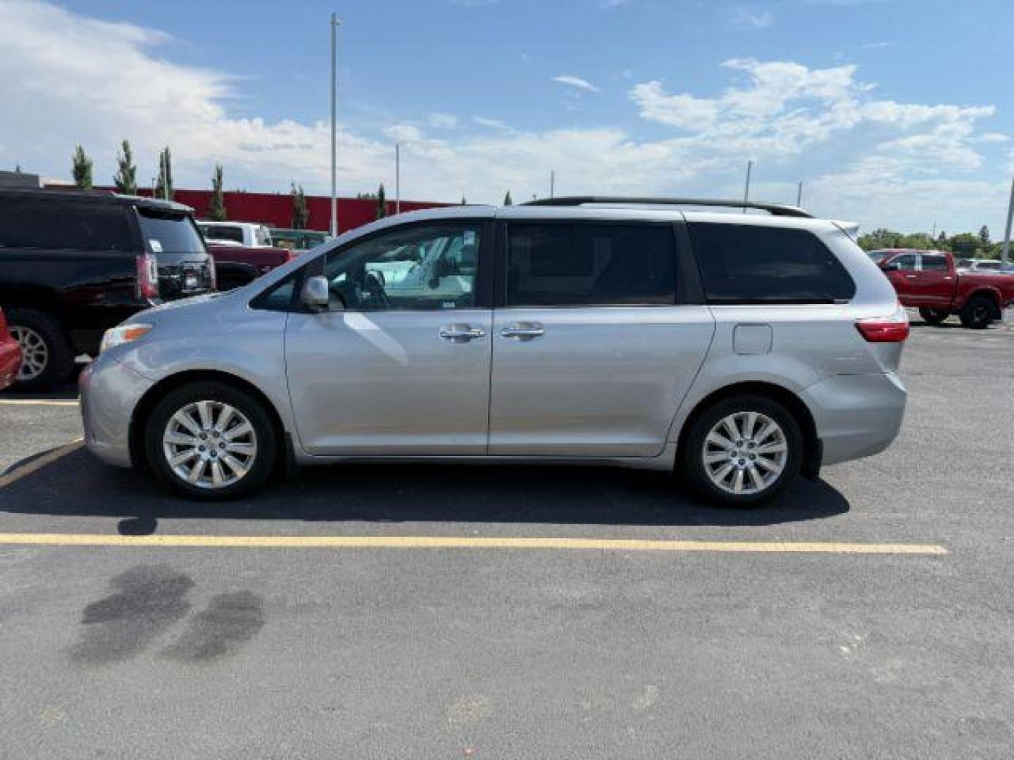 2015 SILVER /LEATHER Toyota Sienna (5TDDK3DC8FS) with an 35L V6 EFI DOHC 24V engine, Automatic transmission, located at 1175 N Woodruff Ave, Idaho Falls, ID, 83401, 43.506901, -111.999657 - Photo#1