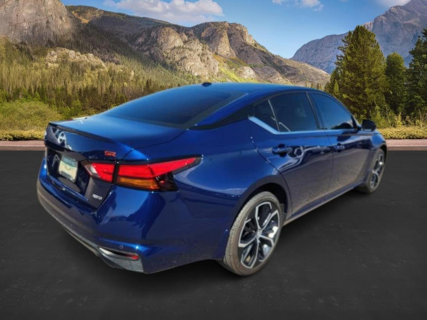 2024 Deep Blue Pearl /Sport Nissan Altima (1N4BL4CW2RN) with an 25L I-4 gasoline direct injection engine, Automatic transmission, located at 1175 N Woodruff Ave, Idaho Falls, ID, 83401, 43.506901, -111.999657 - At Timberline Auto, finding a great deal on your next vehicle is always easy! Our experienced sales staff's goal is to help find you the right vehicle at the right price! Our knowledgeable finance department has options for almost any credit score. We offer extended service contract options to prote - Photo#4