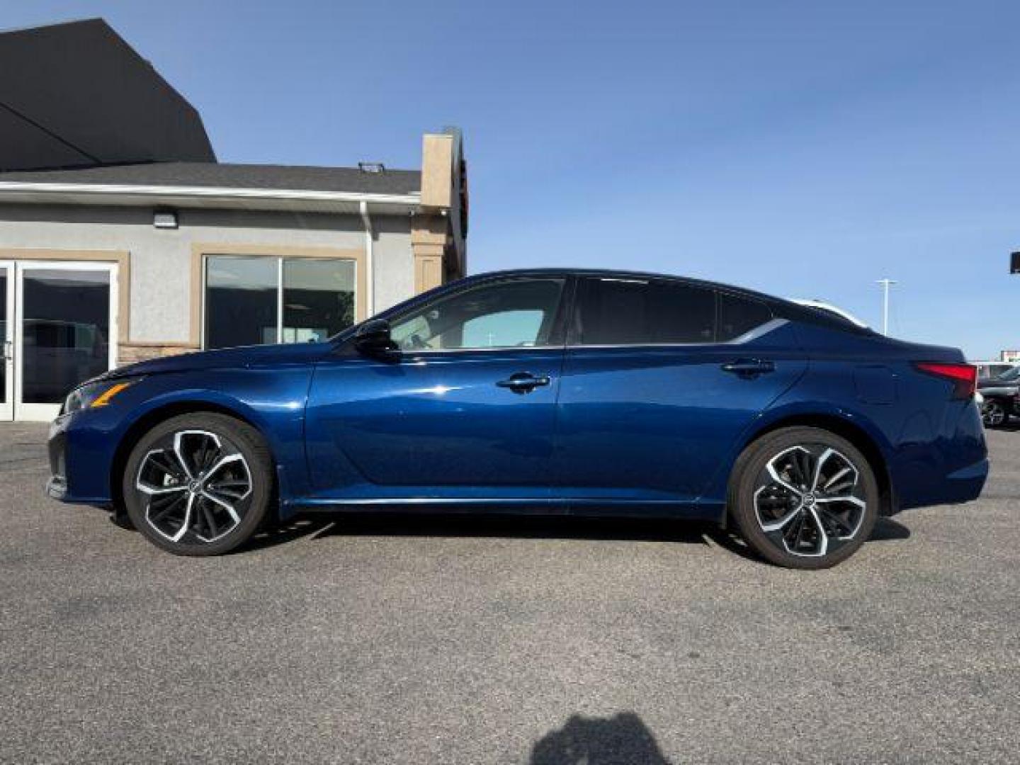 2024 BLUE /Sport Nissan Altima (1N4BL4CW2RN) with an 25L I-4 gasoline direct injection engine, Automatic transmission, located at 1175 N Woodruff Ave, Idaho Falls, ID, 83401, 43.506901, -111.999657 - At Timberline Auto, finding a great deal on your next vehicle is always easy! Our experienced sales staff's goal is to help find you the right vehicle at the right price! Our knowledgeable finance department has options for almost any credit score. We offer extended service contract options to prote - Photo#23