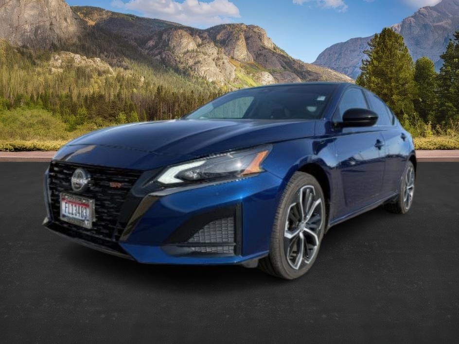 photo of 2024 Nissan Altima SR Intelligent AWD