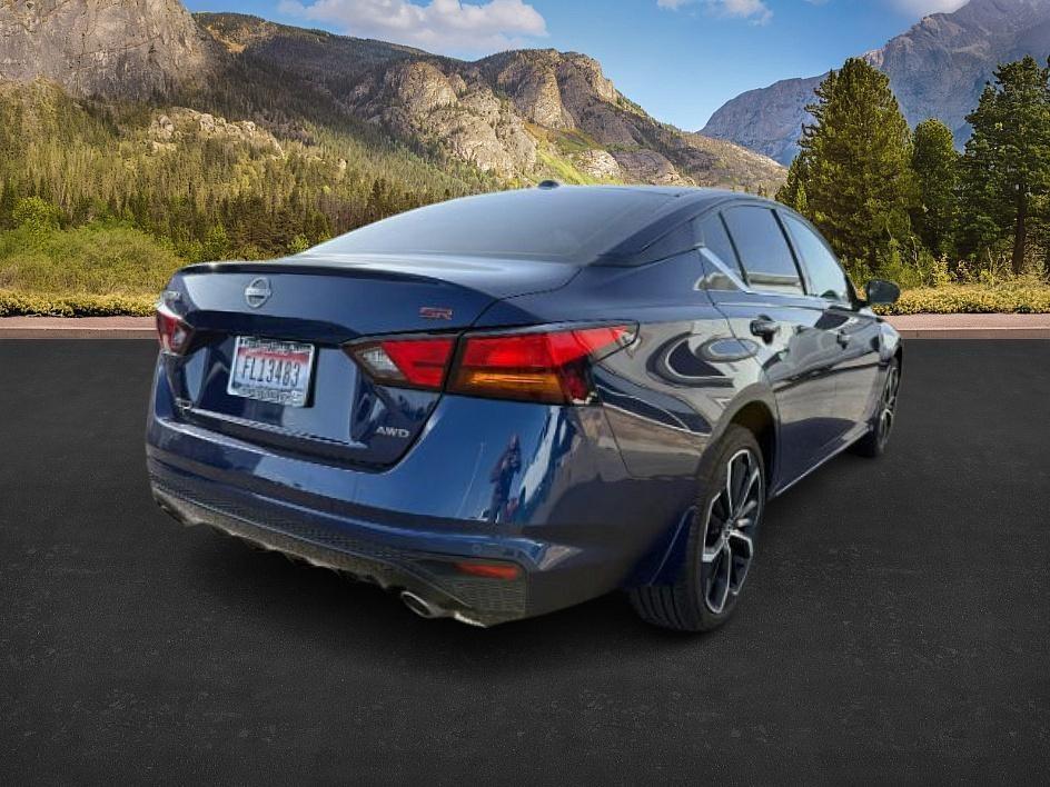 2024 BLUE /Sport Nissan Altima SR Intelligent AWD (1N4BL4CW2RN) with an 2.5L I-4 gasoline direct injection engine, AUTOMATIC transmission, located at 1235 N Woodruff Ave., Idaho Falls, 83401, (208) 523-1053, 43.507172, -112.000488 - 2024 Nissan Altima AWD powered by a 2.5L 4-cylinder engine and Xtronic CVT transmission. All-wheel drive adds year-round confidence, making it a great fit for Idaho roads and changing weather conditions. Features include Nissan Safety Shield 360 with automatic emergency braking, blind spot warning,- Photo#4