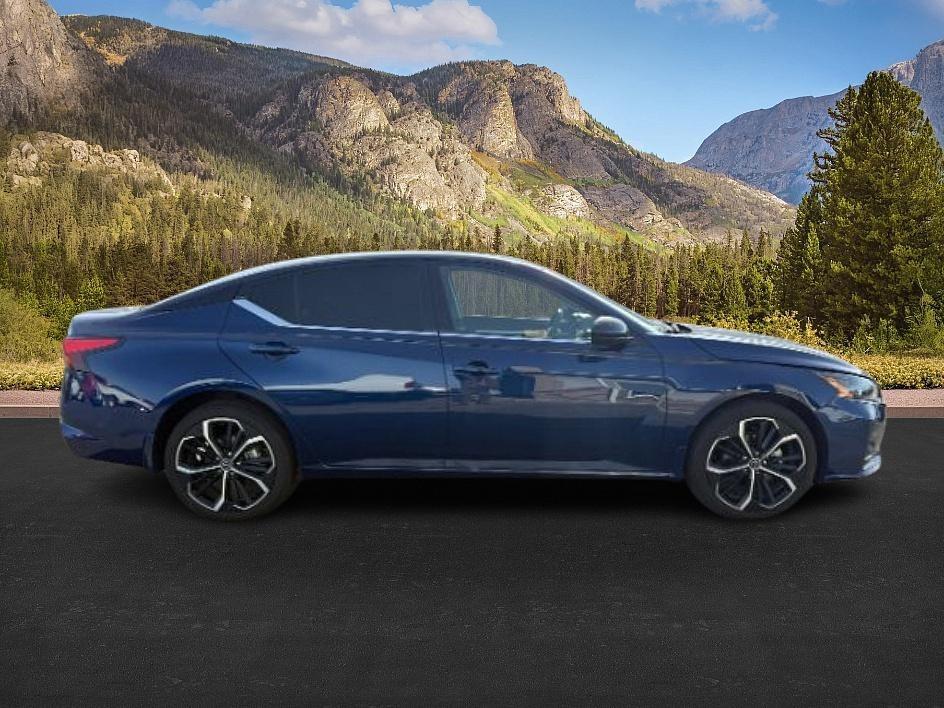 2024 BLUE /Sport Nissan Altima SR Intelligent AWD (1N4BL4CW2RN) with an 2.5L I-4 gasoline direct injection engine, AUTOMATIC transmission, located at 1235 N Woodruff Ave., Idaho Falls, 83401, (208) 523-1053, 43.507172, -112.000488 - 2024 Nissan Altima AWD powered by a 2.5L 4-cylinder engine and Xtronic CVT transmission. All-wheel drive adds year-round confidence, making it a great fit for Idaho roads and changing weather conditions. Features include Nissan Safety Shield 360 with automatic emergency braking, blind spot warning,- Photo#5