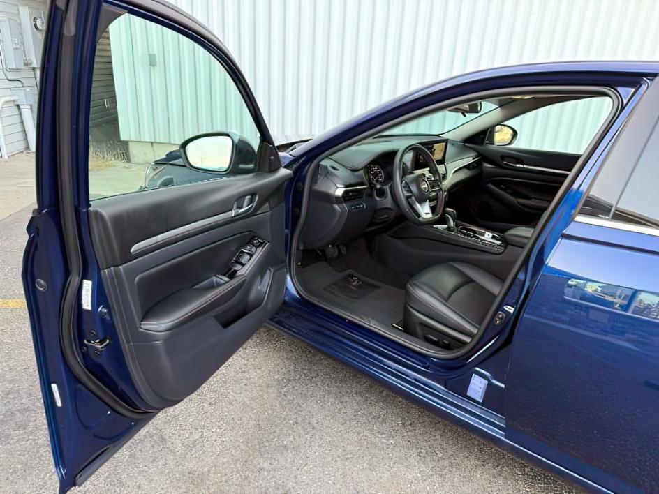 2024 BLUE /Sport Nissan Altima SR Intelligent AWD (1N4BL4CW2RN) with an 2.5L I-4 gasoline direct injection engine, AUTOMATIC transmission, located at 1235 N Woodruff Ave., Idaho Falls, 83401, (208) 523-1053, 43.507172, -112.000488 - 2024 Nissan Altima AWD powered by a 2.5L 4-cylinder engine and Xtronic CVT transmission. All-wheel drive adds year-round confidence, making it a great fit for Idaho roads and changing weather conditions. Features include Nissan Safety Shield 360 with automatic emergency braking, blind spot warning,- Photo#9