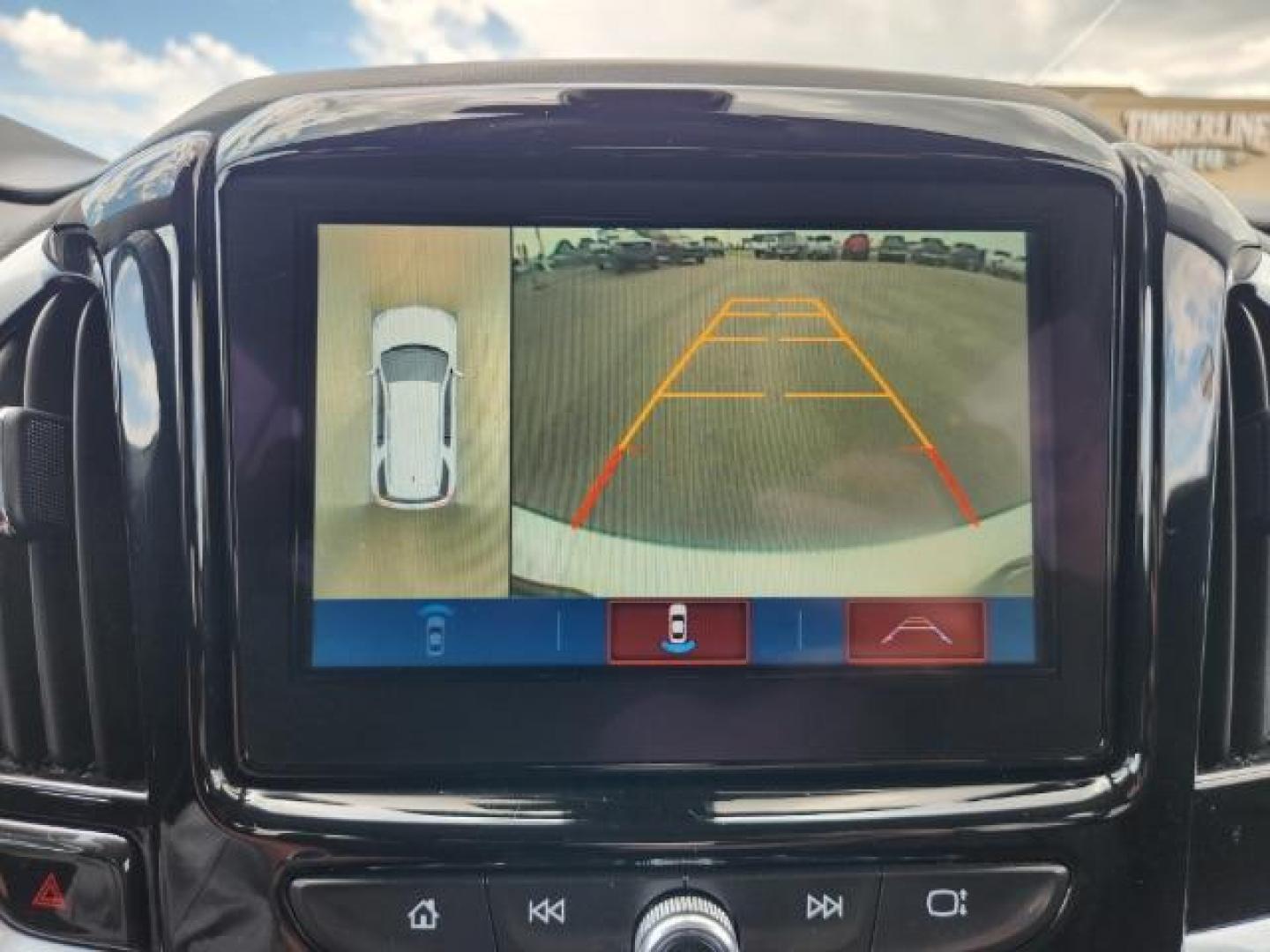 2019 Summit White /Jet Black Chevrolet Traverse (1GNEVKKW3KJ) with an 36L V-6 gasoline direct injection engine, Automatic transmission, located at 1175 N Woodruff Ave, Idaho Falls, ID, 83401, 43.506901, -111.999657 - At Timberline Auto, finding a great deal on your next vehicle is always easy! Our experienced sales staff's goal is to help find you the right vehicle at the right price! Our knowledgeable finance department has options for almost any credit score. We offer extended service contract options to prote - Photo#55