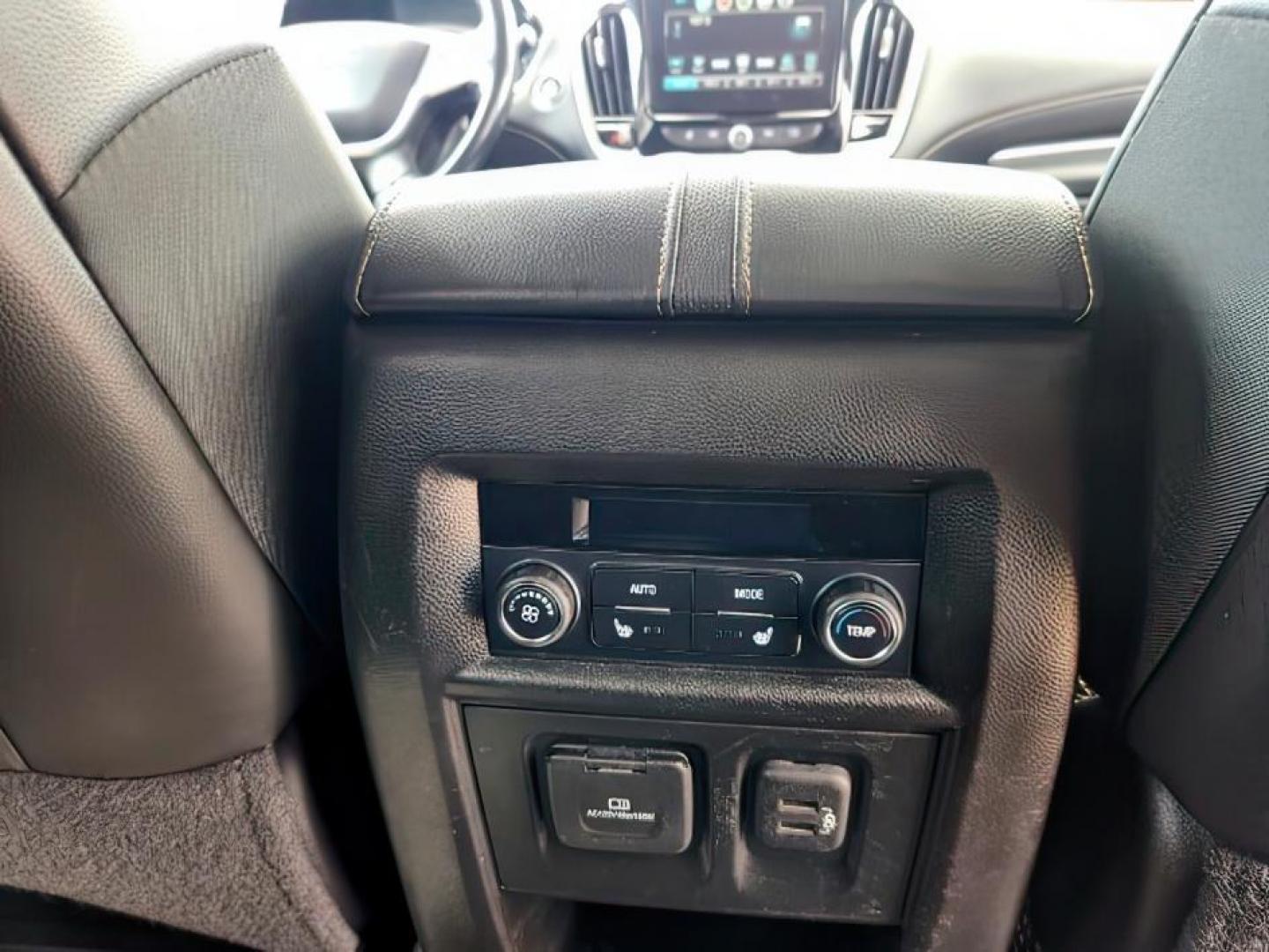 2019 Summit White /Jet Black Chevrolet Traverse (1GNEVKKW3KJ) with an 36L V-6 gasoline direct injection engine, Automatic transmission, located at 1175 N Woodruff Ave, Idaho Falls, ID, 83401, 43.506901, -111.999657 - At Timberline Auto, finding a great deal on your next vehicle is always easy! Our experienced sales staff's goal is to help find you the right vehicle at the right price! Our knowledgeable finance department has options for almost any credit score. We offer extended service contract options to prote - Photo#21
