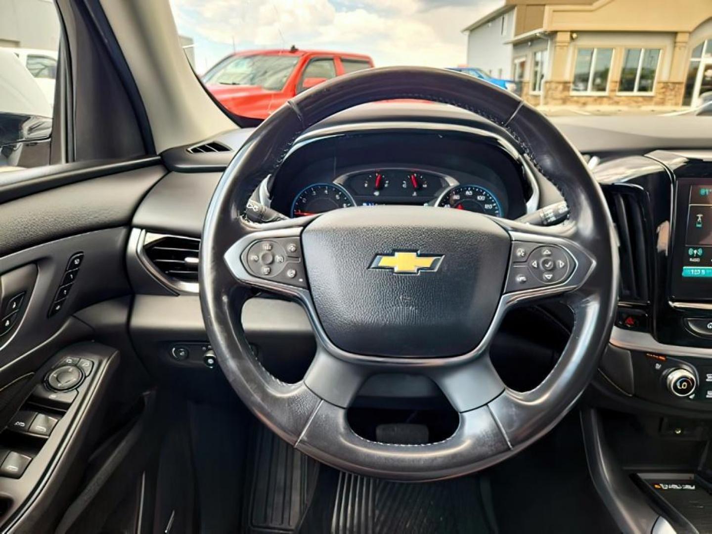 2019 Summit White /Jet Black Chevrolet Traverse (1GNEVKKW3KJ) with an 36L V-6 gasoline direct injection engine, Automatic transmission, located at 1175 N Woodruff Ave, Idaho Falls, ID, 83401, 43.506901, -111.999657 - At Timberline Auto, finding a great deal on your next vehicle is always easy! Our experienced sales staff's goal is to help find you the right vehicle at the right price! Our knowledgeable finance department has options for almost any credit score. We offer extended service contract options to prote - Photo#22