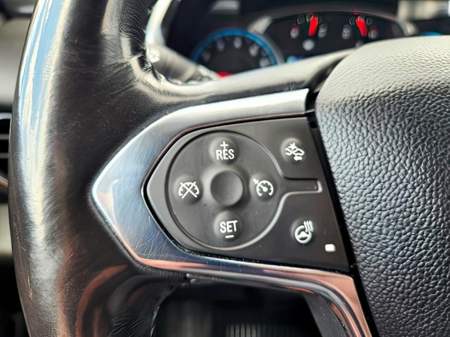 2019 Summit White /Jet Black Chevrolet Traverse (1GNEVKKW3KJ) with an 36L V-6 gasoline direct injection engine, Automatic transmission, located at 1175 N Woodruff Ave, Idaho Falls, ID, 83401, 43.506901, -111.999657 - At Timberline Auto, finding a great deal on your next vehicle is always easy! Our experienced sales staff's goal is to help find you the right vehicle at the right price! Our knowledgeable finance department has options for almost any credit score. We offer extended service contract options to prote - Photo#27