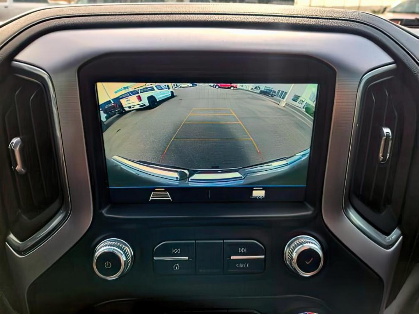 2022 Quicksilver Metallic /Jet Black GMC Sierra 3500HD (1GT49TE70NF) with an 66L V-8 gasoline direct injection engine, Automatic transmission, located at 1175 N Woodruff Ave, Idaho Falls, ID, 83401, 43.506901, -111.999657 - At Timberline Auto, finding a great deal on your next vehicle is always easy! Our experienced sales staff's goal is to help find you the right vehicle at the right price! Our knowledgeable finance department has options for almost any credit score. We offer extended service contract options to prote - Photo#23