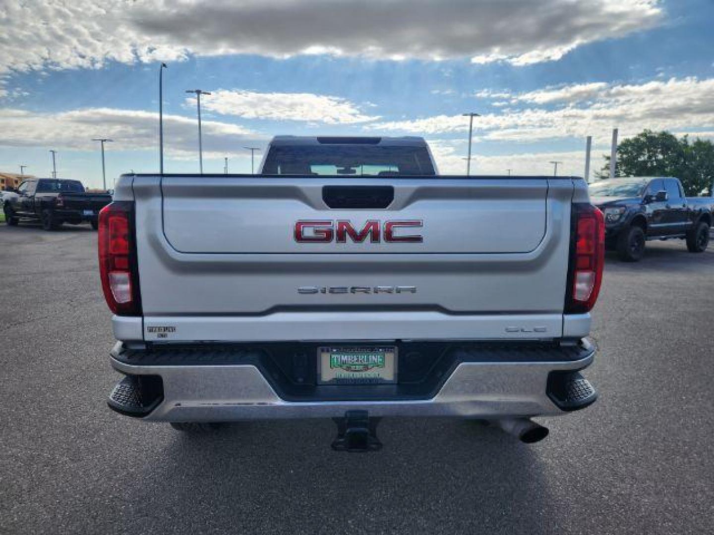 2022 Quicksilver Metallic /Jet Black GMC Sierra 3500HD (1GT49TE70NF) with an 66L V-8 gasoline direct injection engine, Automatic transmission, located at 1175 N Woodruff Ave, Idaho Falls, ID, 83401, 43.506901, -111.999657 - At Timberline Auto, finding a great deal on your next vehicle is always easy! Our experienced sales staff's goal is to help find you the right vehicle at the right price! Our knowledgeable finance department has options for almost any credit score. We offer extended service contract options to prote - Photo#29