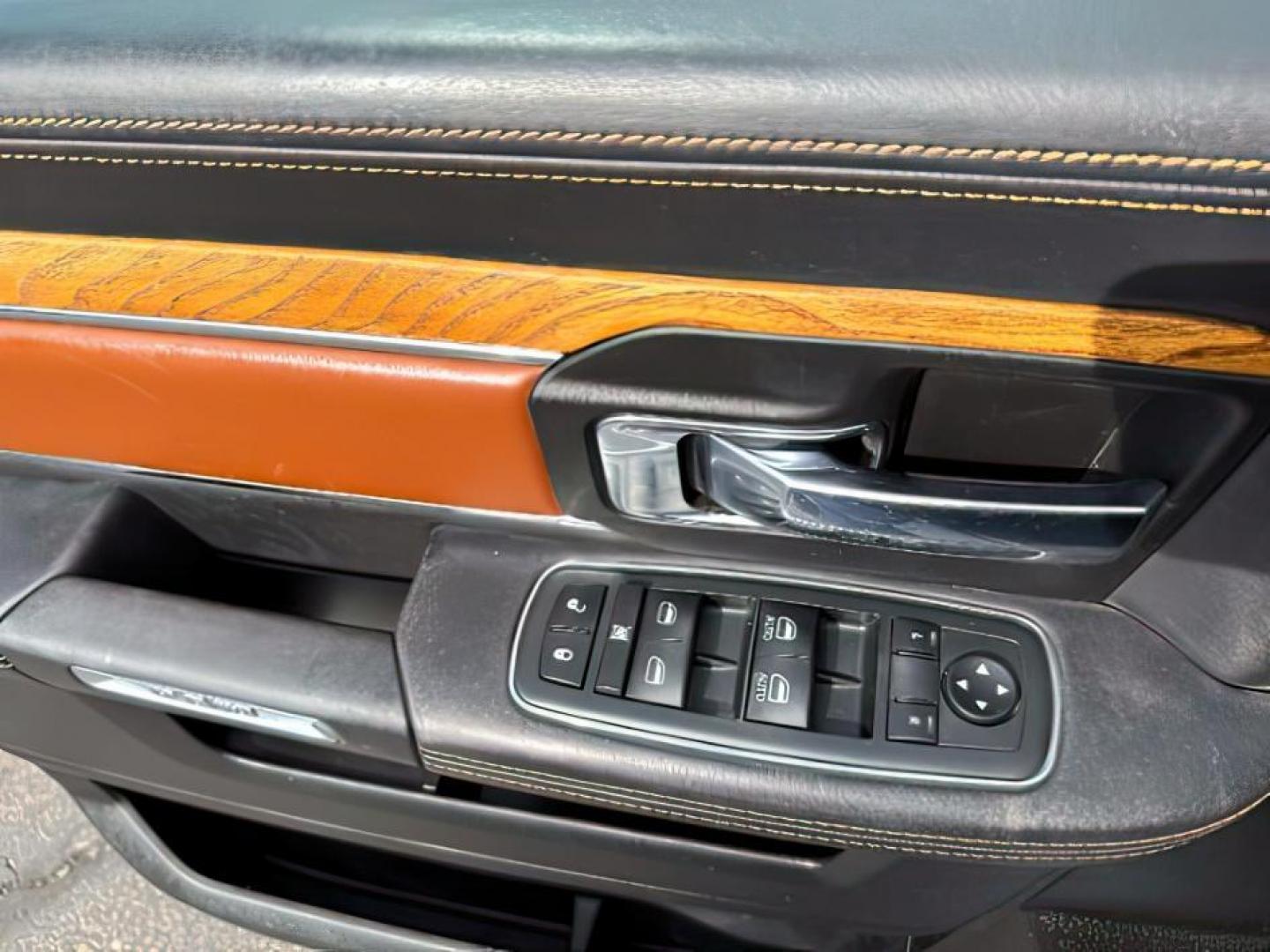 2013 WHITE /LEATHER RAM 1500 LARAMIE LONGHORN (1C6RR7PTXDS) with an 5.7 V8 engine, AUTO transmission, located at 1235 N Woodruff Ave., Idaho Falls, 83401, (208) 523-1053, 43.507172, -112.000488 - At Timberline Auto, finding a great deal on your next vehicle is always easy! Our experienced sales staff's goal is to help find you the right vehicle at the right price! Our knowledgeable finance department has options for almost any credit score. We offer extended service contract options to prote - Photo#18