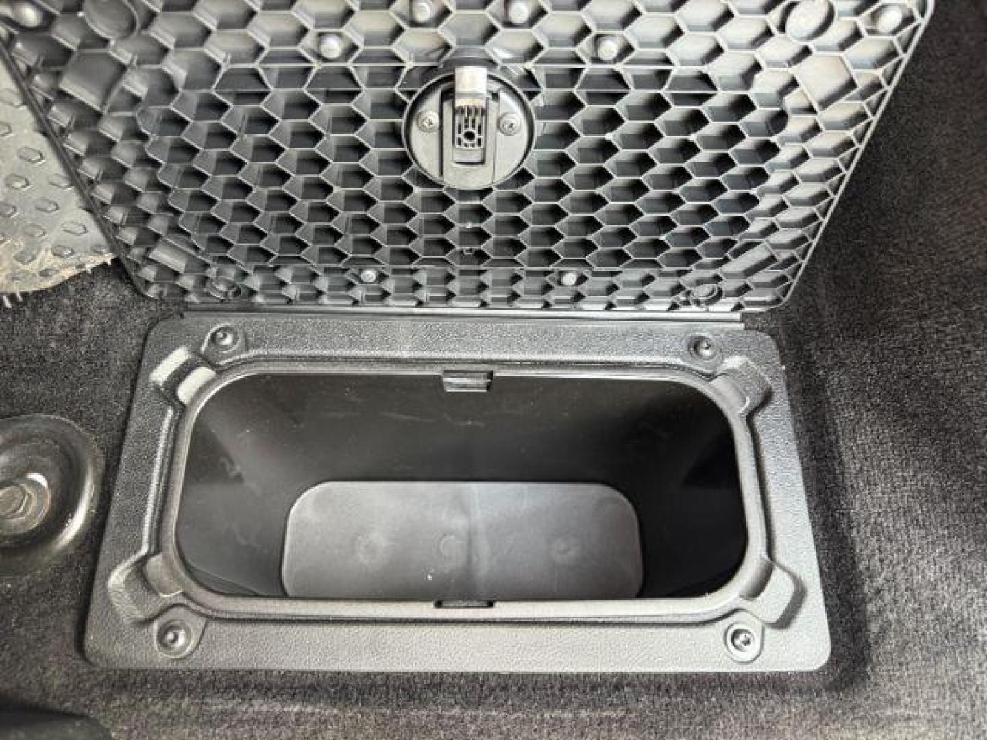 2013 WHITE /LEATHER Ram 1500 (1C6RR7PTXDS) with an 57 V8 engine, Automatic transmission, located at 1175 N Woodruff Ave, Idaho Falls, ID, 83401, 43.506901, -111.999657 - At Timberline Auto, finding a great deal on your next vehicle is always easy! Our experienced sales staff's goal is to help find you the right vehicle at the right price! Our knowledgeable finance department has options for almost any credit score. We offer extended service contract options to prote - Photo#48