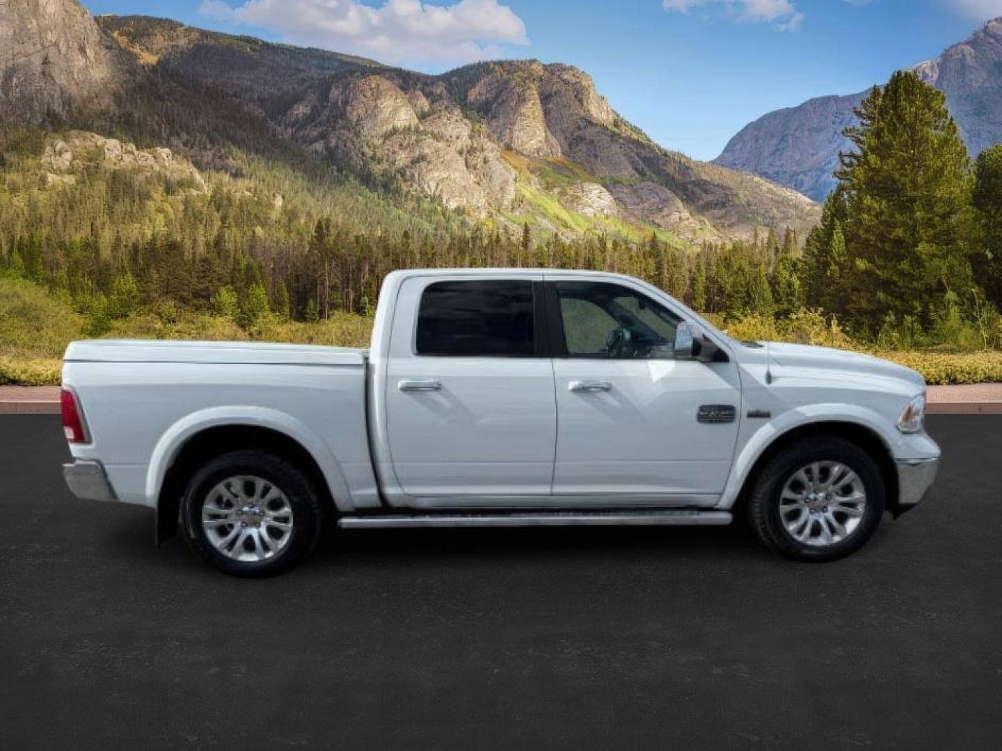 2013 WHITE /LEATHER Ram 1500 (1C6RR7PTXDS) with an 57 V8 engine, Automatic transmission, located at 1175 N Woodruff Ave, Idaho Falls, ID, 83401, 43.506901, -111.999657 - At Timberline Auto, finding a great deal on your next vehicle is always easy! Our experienced sales staff's goal is to help find you the right vehicle at the right price! Our knowledgeable finance department has options for almost any credit score. We offer extended service contract options to prote - Photo#5